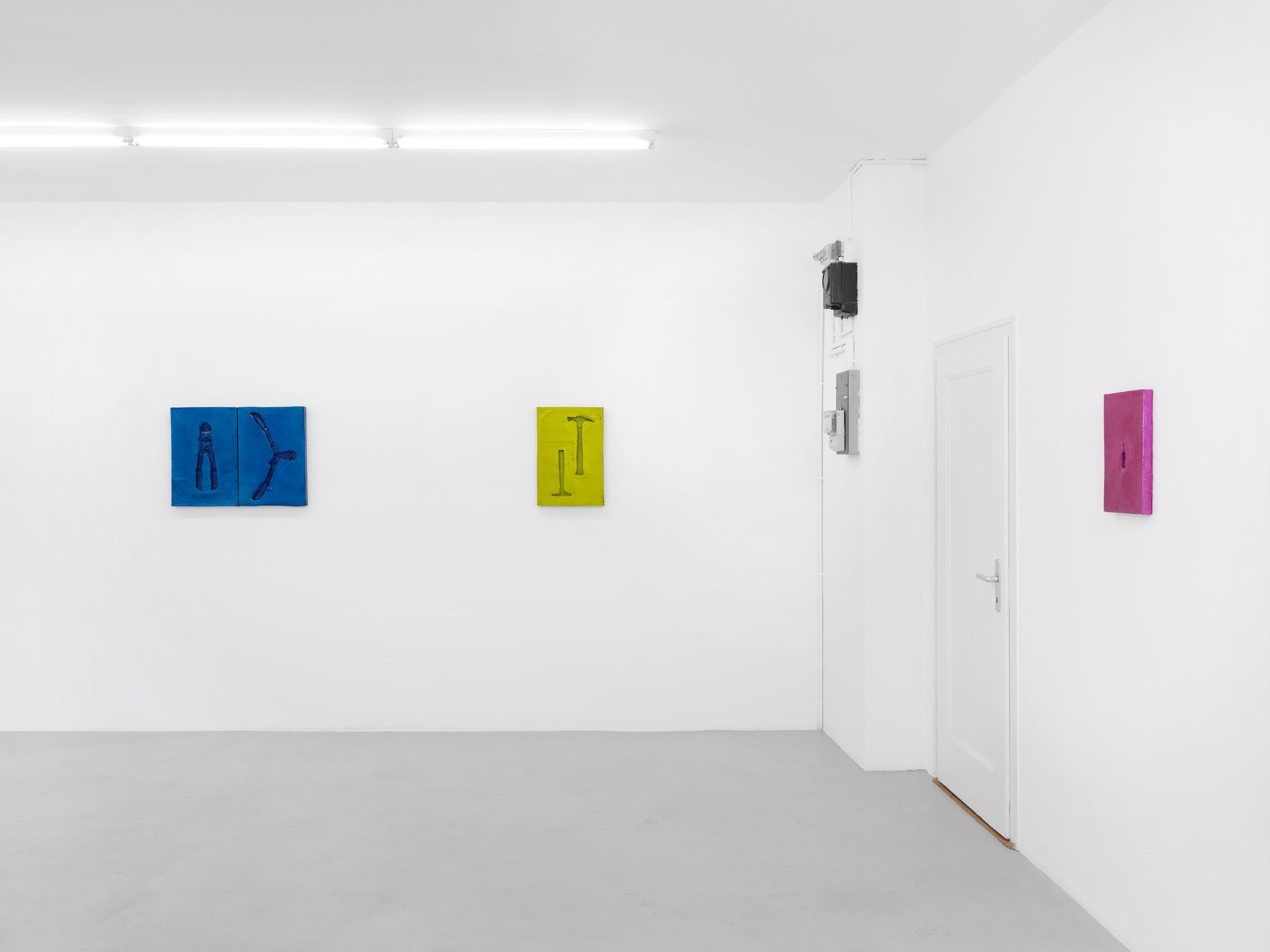 Exhibition View Zak Kitnick "CRAFTSMAN BY SEARS AT KMART" at Ribordy Contemporary / Photo: Annik Wetter / Courtesy: the artist and the gallery