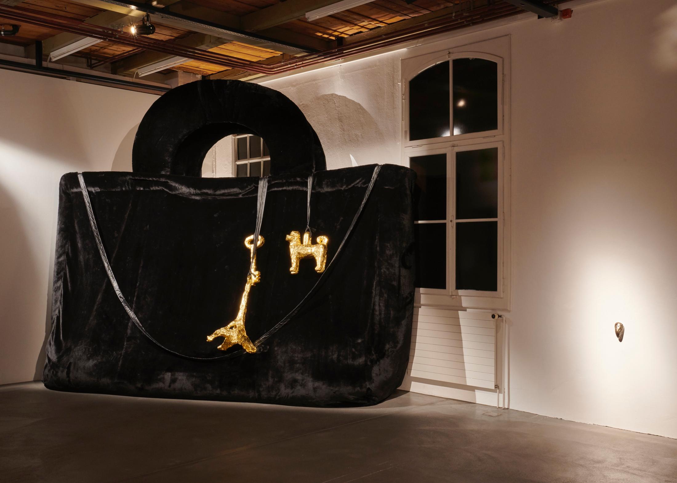 Exhibition View Groupshow «A Home is not a House; view on Gina Fischli, The Roberta, 2019» at Fri Art, Fribourg, 2019 / Courtesy: the artists and Fri Art