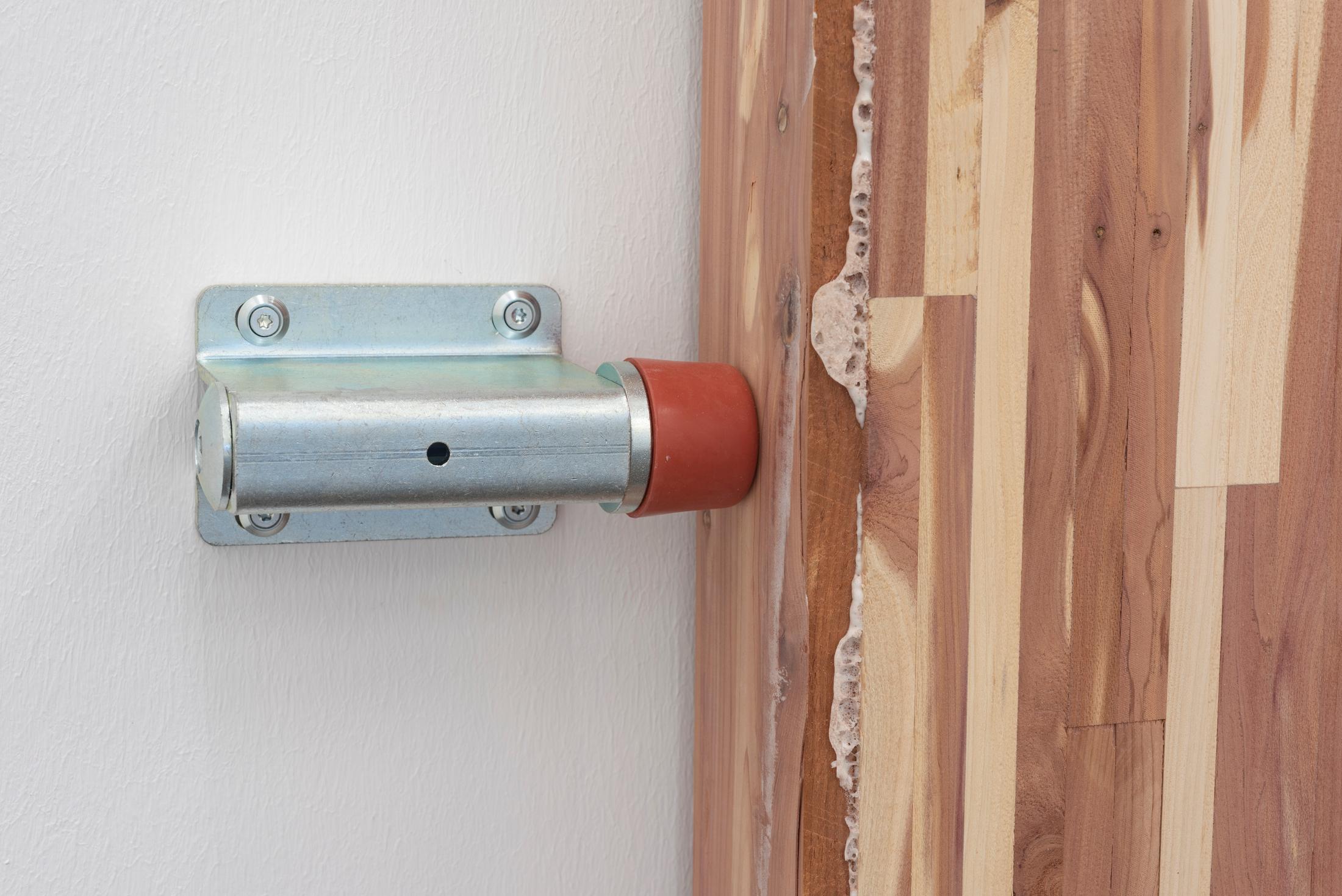 Exhibition View Aaron Flint Jamison Soloshow «Opportunity Zones; view on Opportunity Zone, 2019» at Kunst Halle Sankt Gallen, St. Gallen, 2019 / Photo: Sebastian Schaub / Courtesy: the artist and Kunst Halle Sankt Gallen