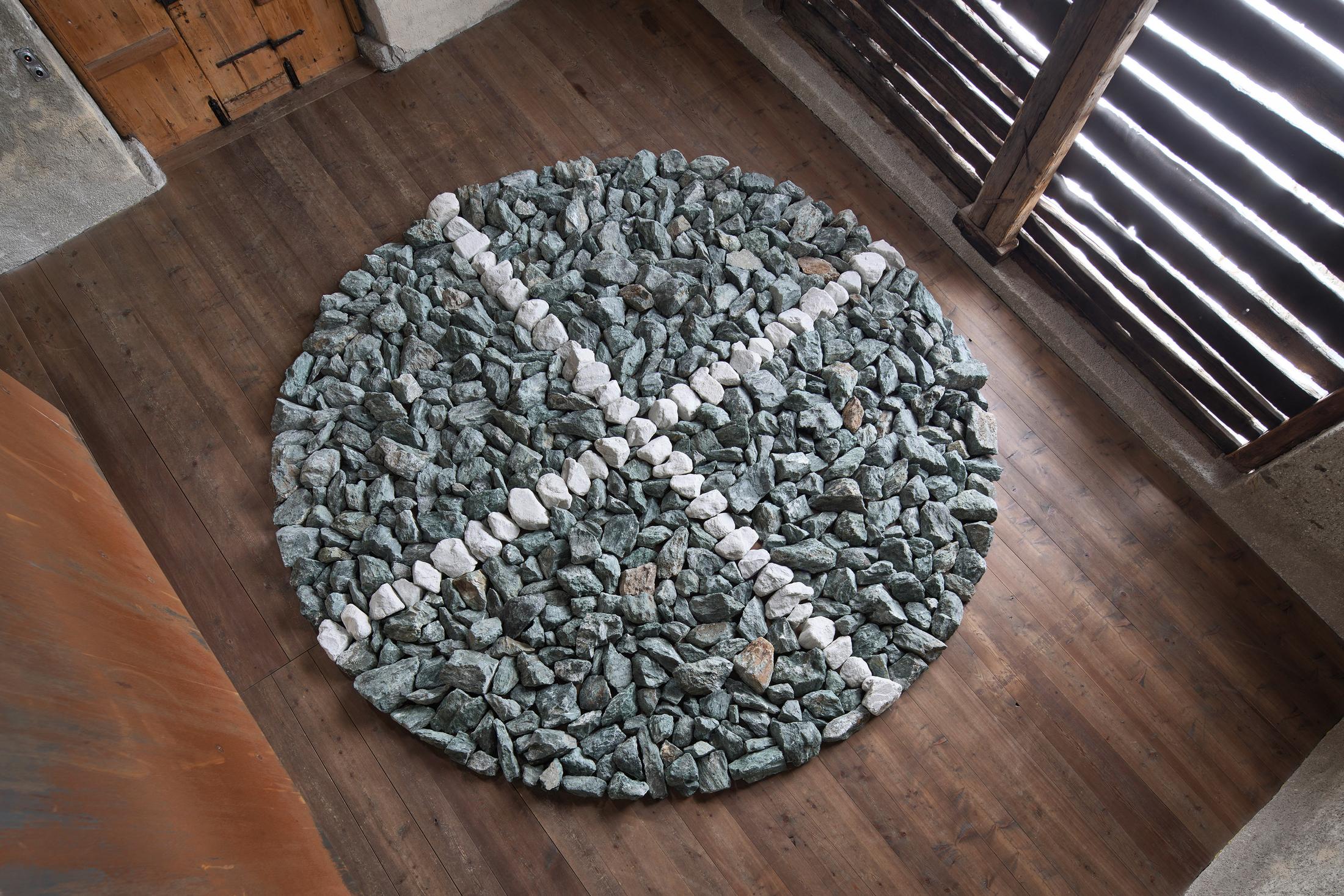 Exhibition View Groupshow «Absolutely Tschudi» at Galerie Tschudi, Zuoz, 2019 / Photo: Ralph Feiner, Malans / Courtesy: the artists and Galerie Tschudi, Zuoz