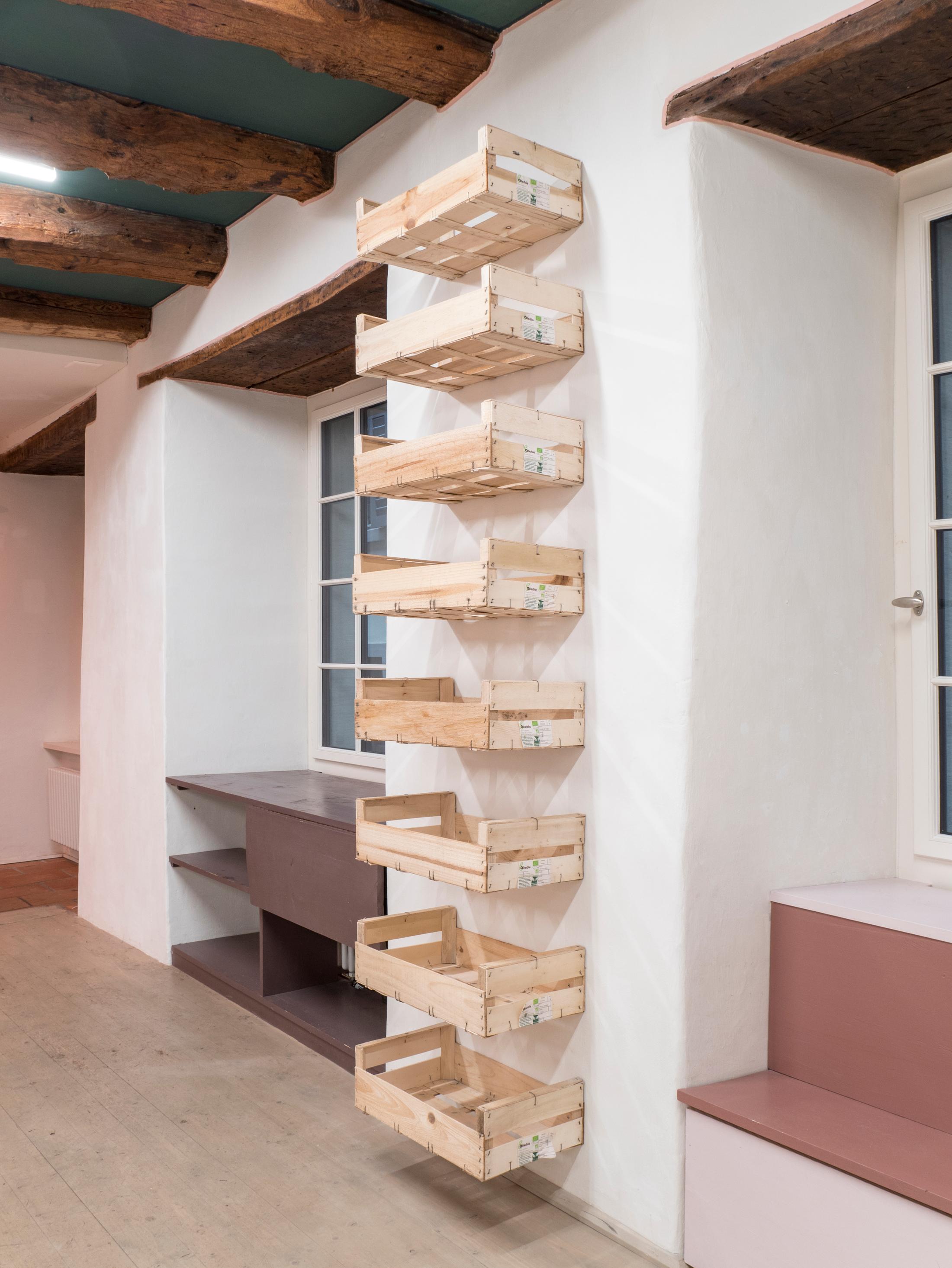 Exhibition View Adam Cruces Solo Show «When the Dust Settles; view on Adam Cruces, Stack, 2021» at Rindermarkt 23, 2021 / Photo and Courtesy: the artist and Rindermarkt 23