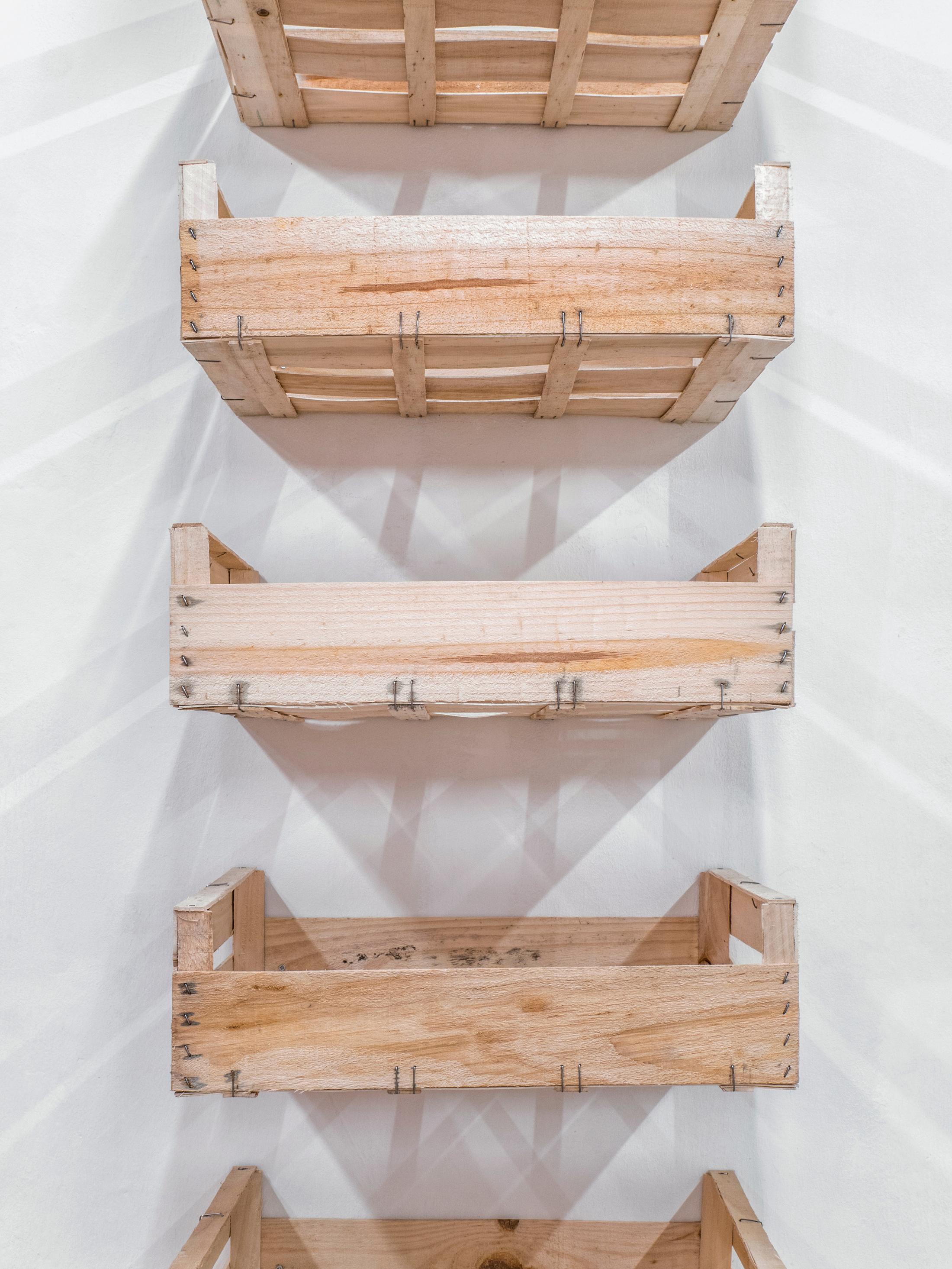 Exhibition View Adam Cruces Solo Show «When the Dust Settles; view on Adam Cruces, Stack, 2021» at Rindermarkt 23, 2021 / Photo and Courtesy: the artist and Rindermarkt 23