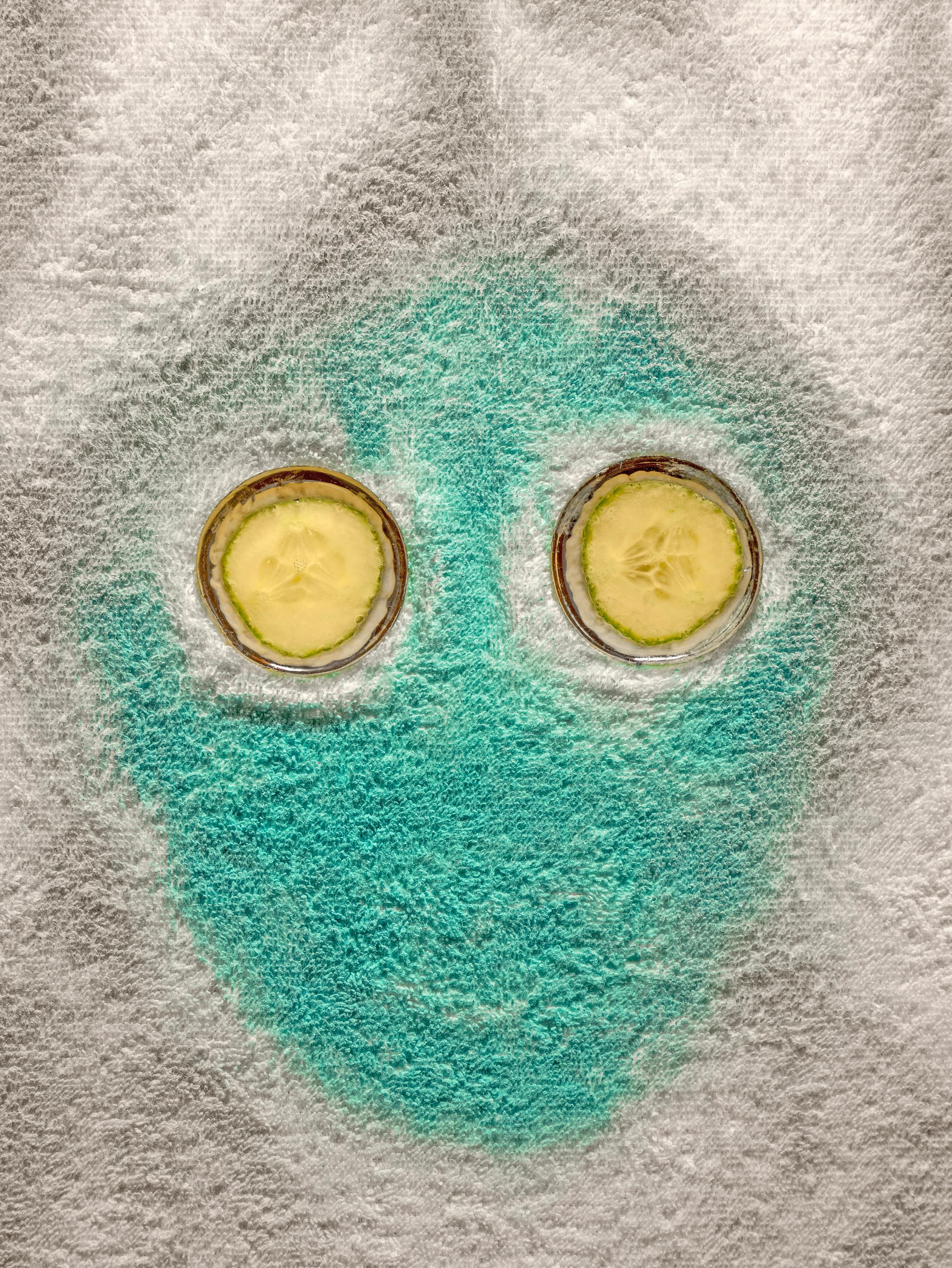 Exhibition View Adam Cruces Solo Show «When the Dust Settles; view on Adam Cruces, Relax, 2021» at Rindermarkt 23, 2021 / Photo and Courtesy: the artist and Rindermarkt 23