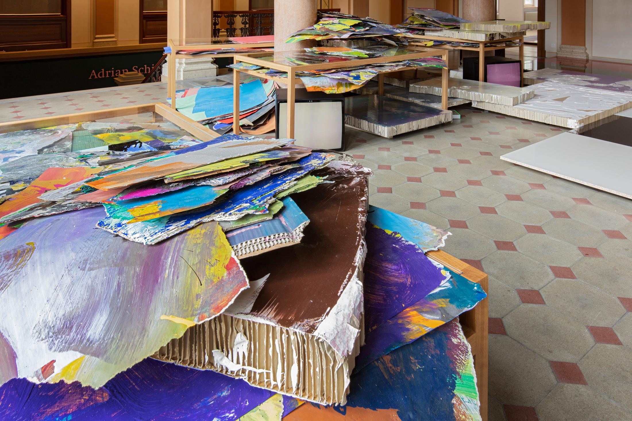 Exhibition View Adrian Schiess Soloshow «Painting 1980-2020» at Kunstmuseum St. Gallen, St. Gallen, 2020 / Photo: Stefan Rohner / Courtesy: the artist and Kunstmuseum St. Gallen