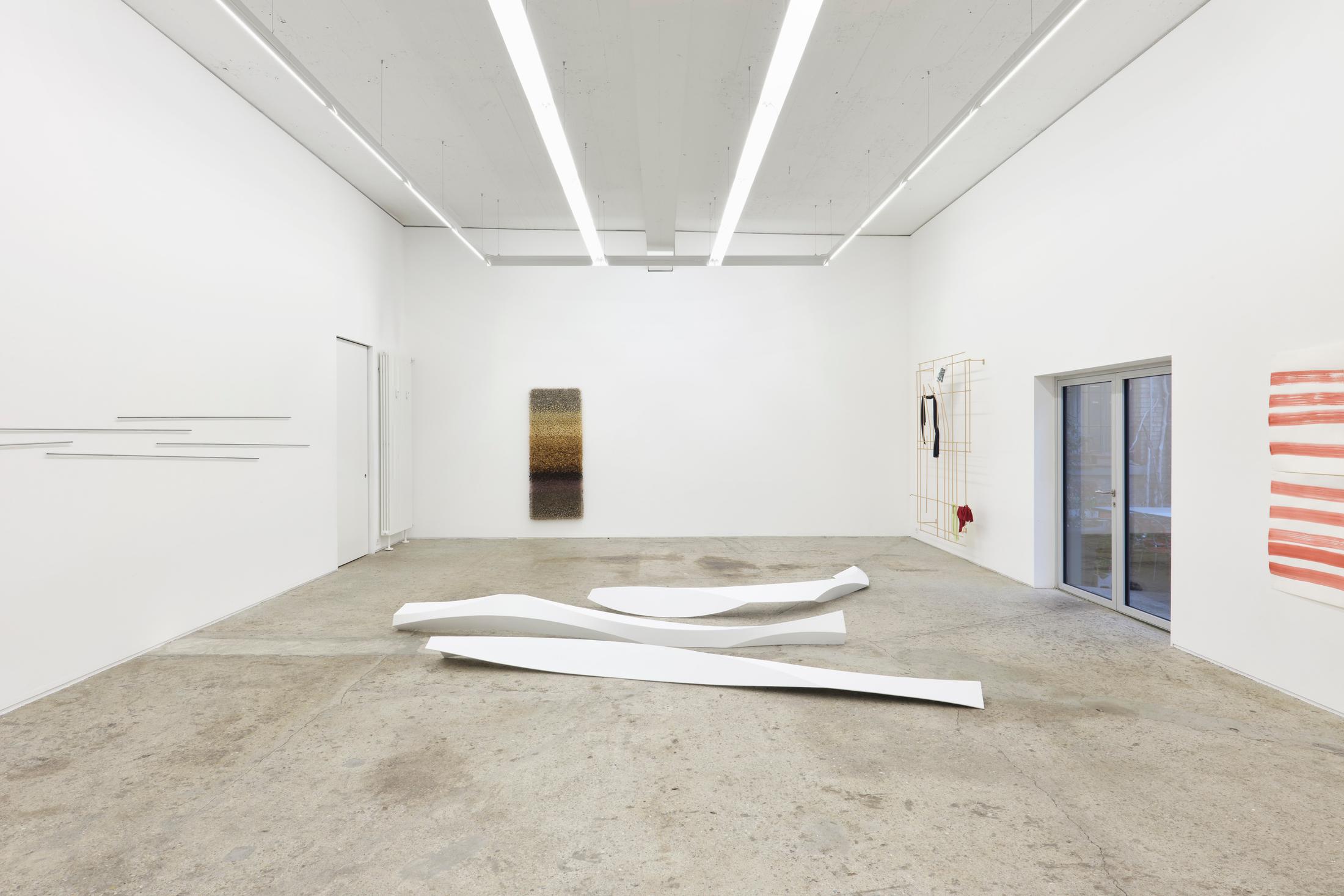 Exhibition View Group Show «Affinitäten» at Galerie Mark Müller, Zurich, 2022 / Photo: Conradin Frei / Courtesy: the artists and Galerie Mark Müller