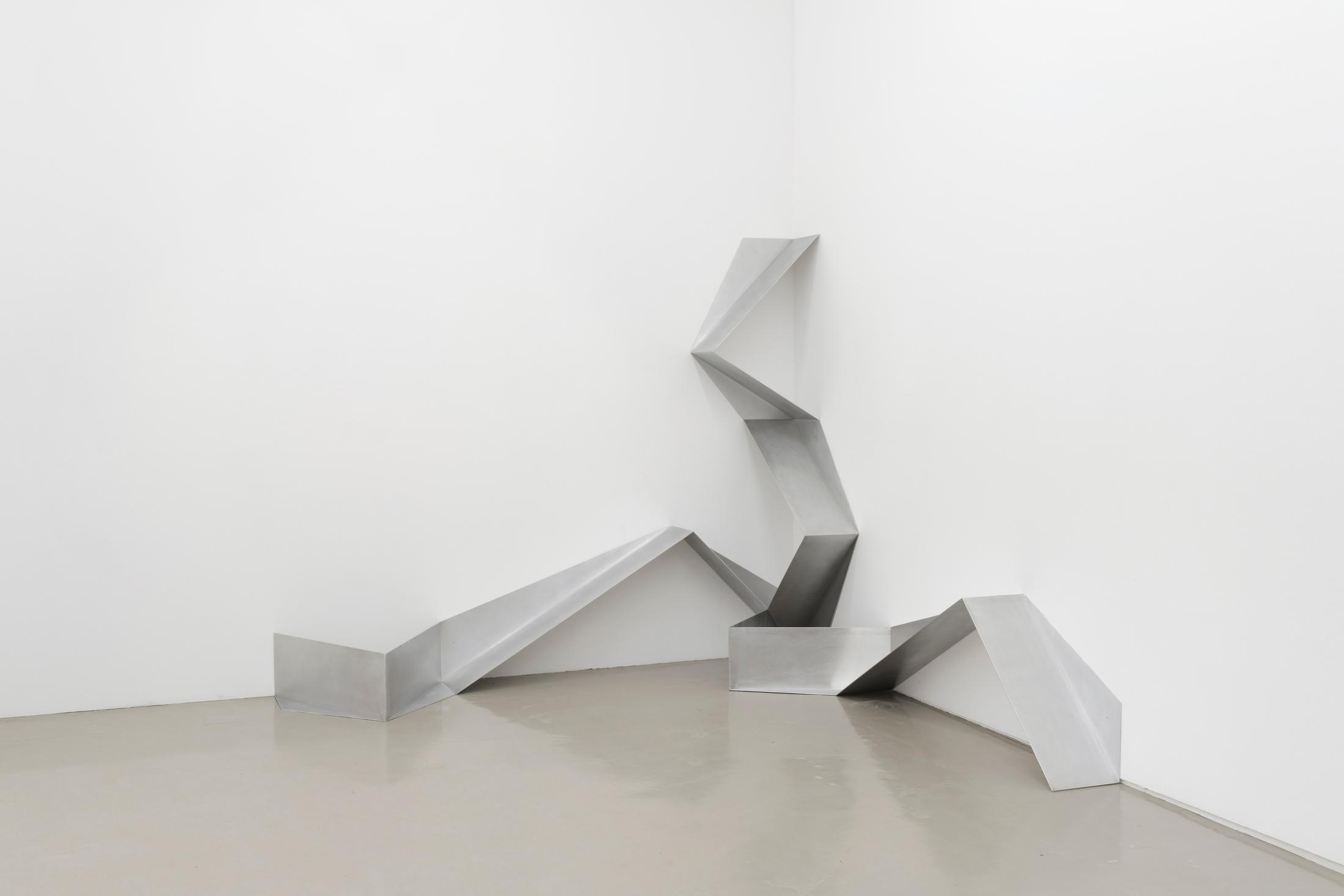 Exhibition View Group Show «Affinitäten» at Galerie Mark Müller, Zurich, 2022 / Photo: Conradin Frei / Courtesy: the artists and Galerie Mark Müller