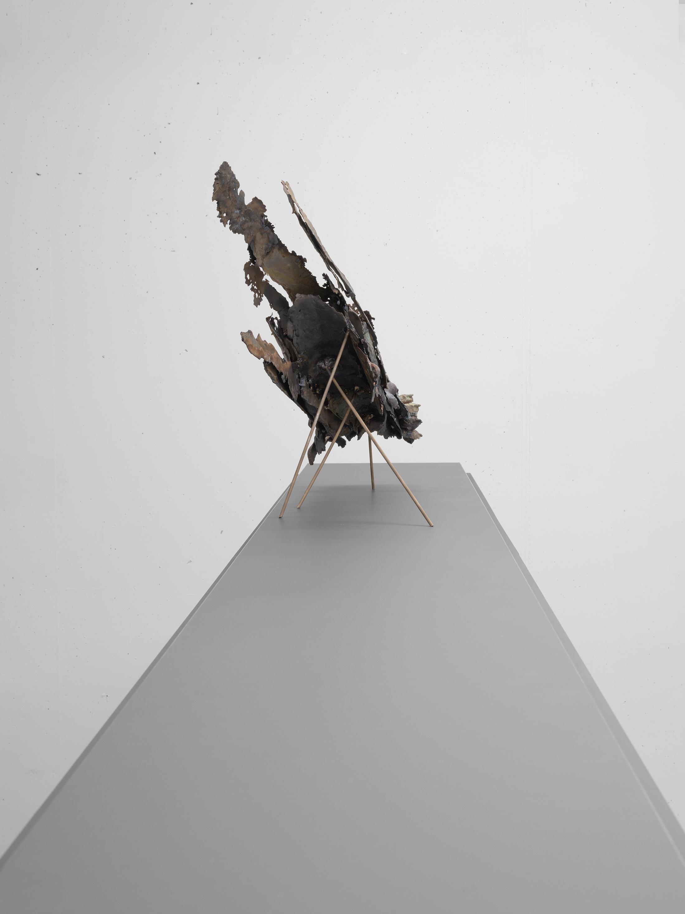 Exhibition View Alessandro Di Pietro Solo Show «Occult Desserts; view on Alessandro di Pietro, Fade Paw Study (Modern Meteorite), 2022, bronze, 42,5 x 60 x 17 cm» at All Stars, Lausanne, 2022 / Photo: Julien Gremaud / Courtesy: the artist and All Stars