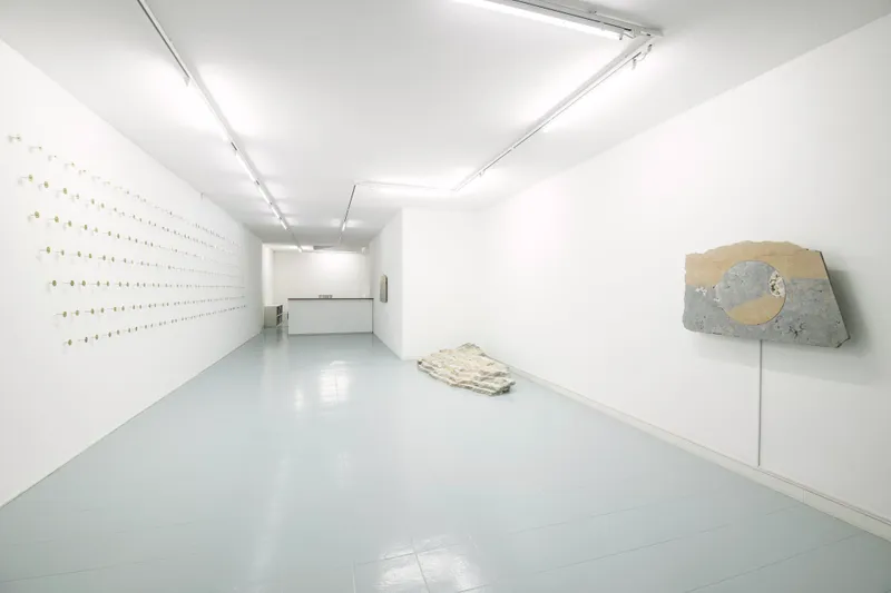 Exhibition View Alexandre Joly Solo Show «Double Rainbow» at Wilde Gallery, Geneva, 2022 / Photo: Greg Clément / Courtesy: the artist and Wilde Gallery