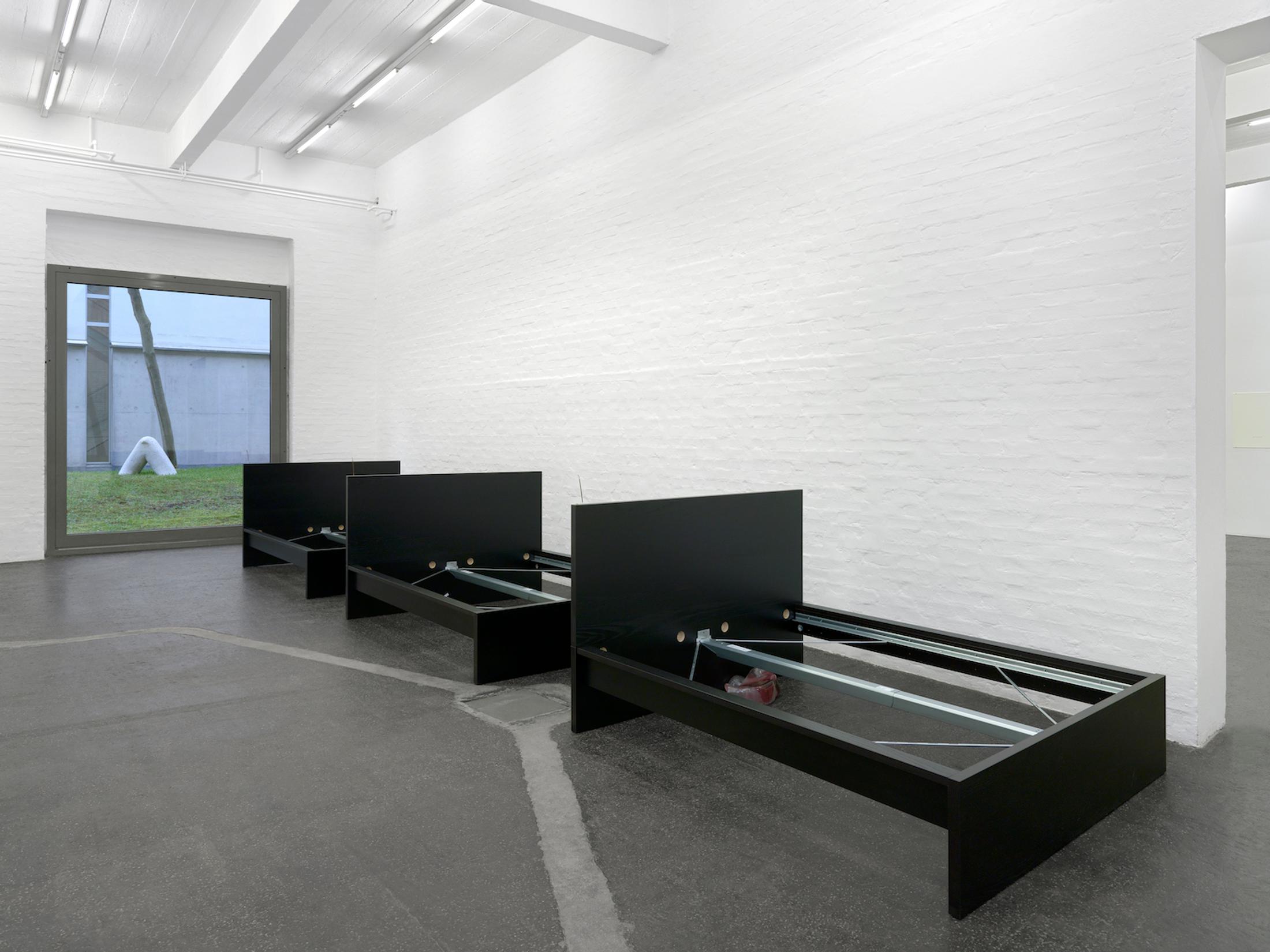 Exhibition View Alfredo Aceto and Denis Savary Duo Show «Ambarabà Ciccì Coccò» at Kunsthalle Sankt Gallen, St. Gallen, 2021 / Photo: Annik Wetter / Courtesy: the artists and Kunsthalle Sankt Gallen