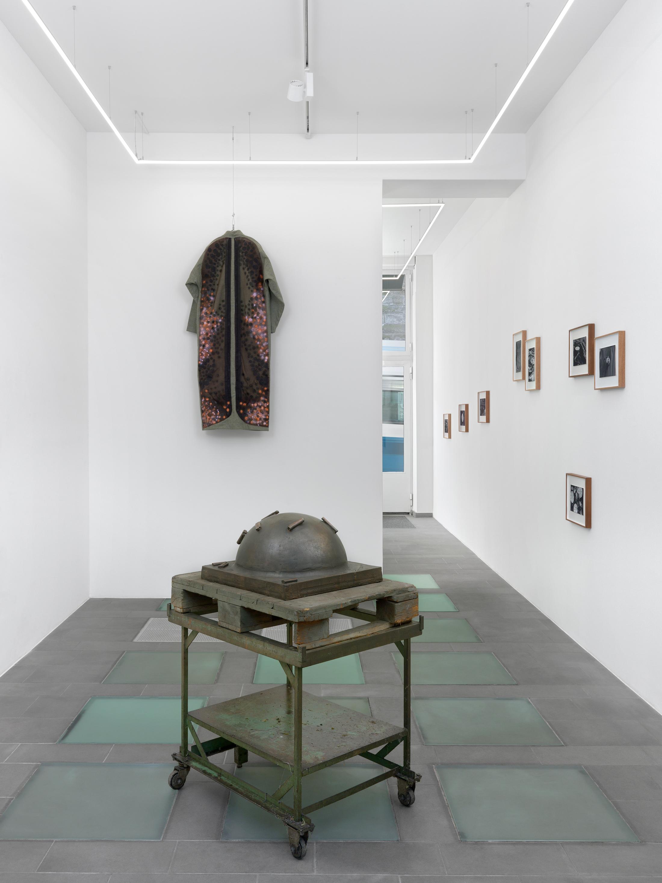Exhibition View Alfredo Aceto Solo Show «Builders Supply» at Galerie Lange + Pult, Zurich, 2023 / Photo: Annik Wetter / Courtesy: the artist and Galerie Lange + Pult