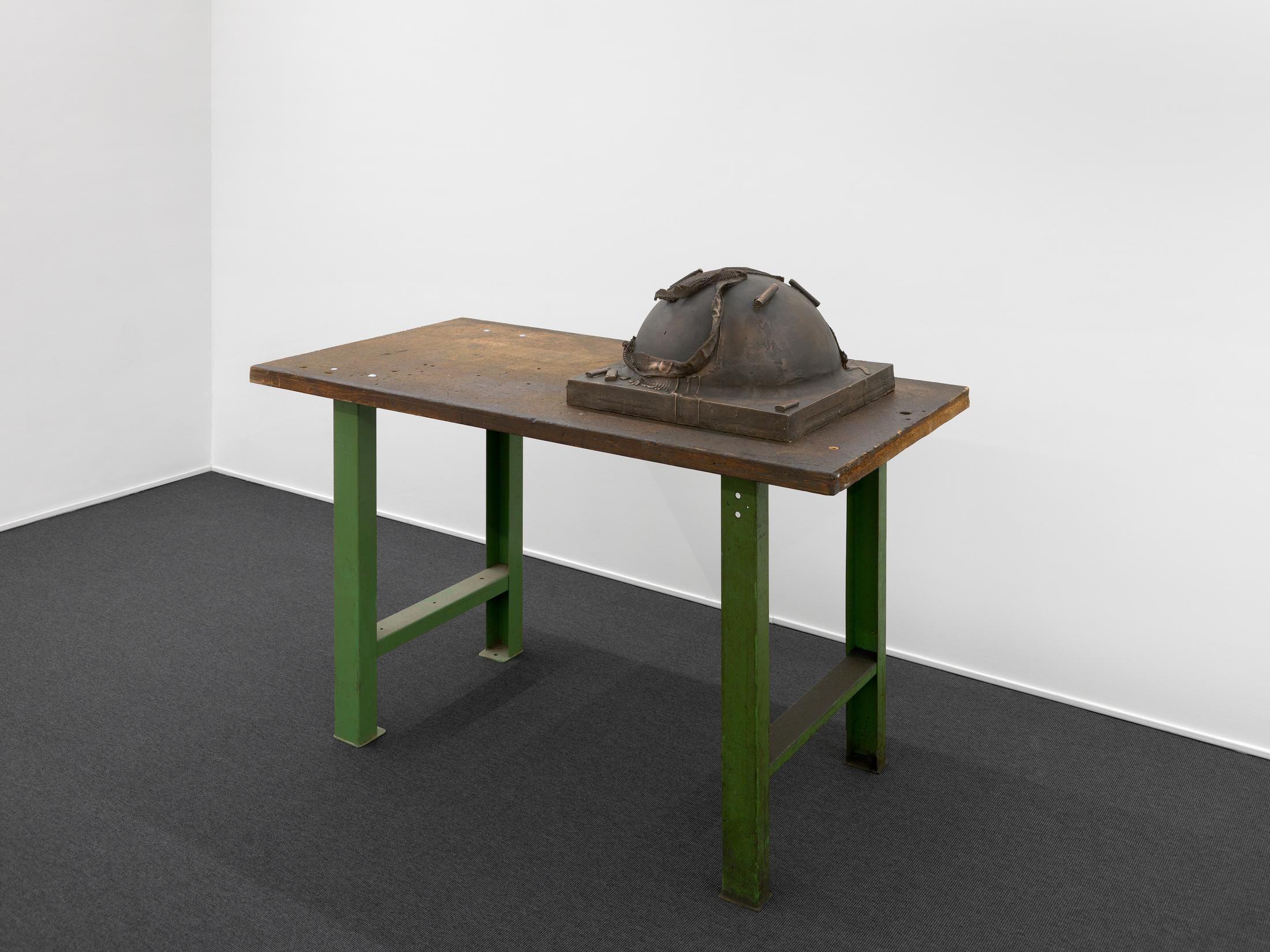 Exhibition View Alfredo Aceto Solo Show «Builders Supply» at Galerie Lange + Pult, Zurich, 2023 / Photo: Annik Wetter / Courtesy: the artist and Galerie Lange + Pult