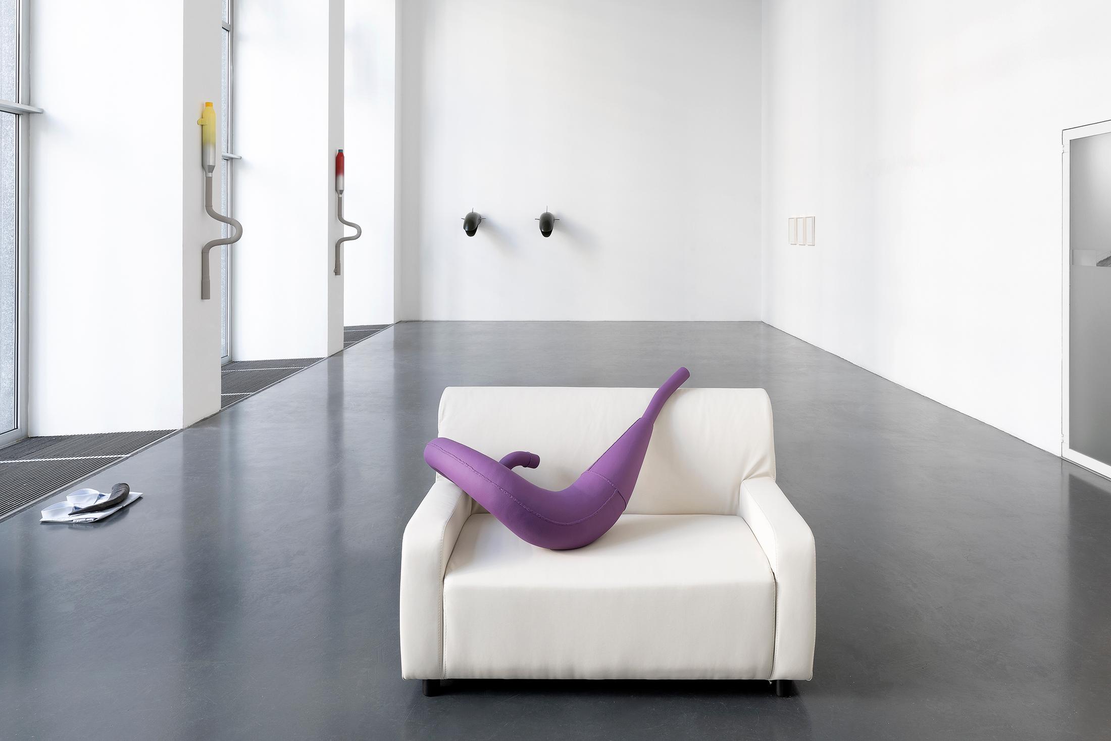 Exhibition View Alfredo Aceto Soloshow «Sequoia 07» at Istituto Svizzero, Milano / Photo: Giulio Boem / Courtesy: the artist and Istituto Svizzero, Milano