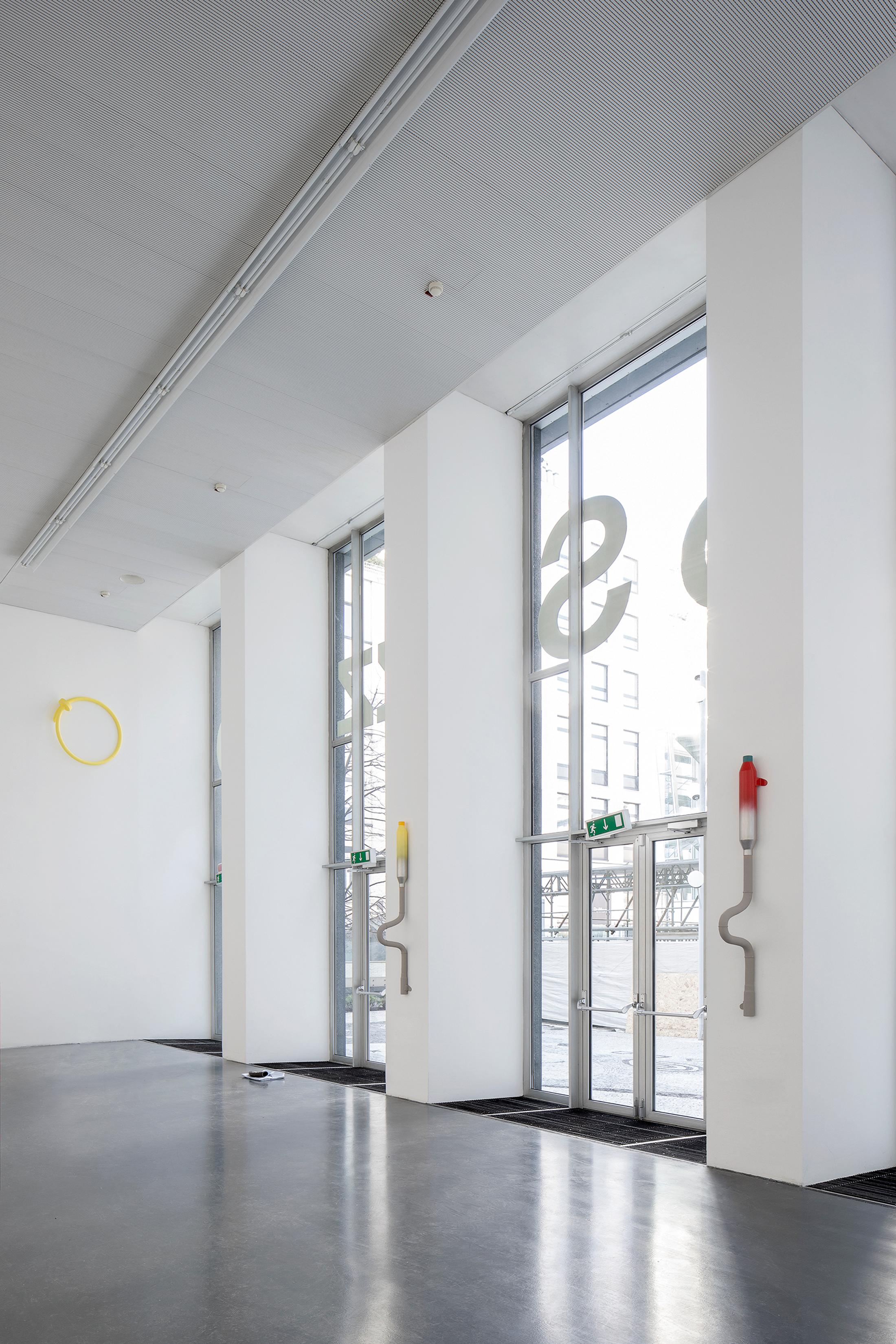 Exhibition View Alfredo Aceto Soloshow «Sequoia 07» at Istituto Svizzero, Milano / Photo: Giulio Boem / Courtesy: the artist and Istituto Svizzero, Milano