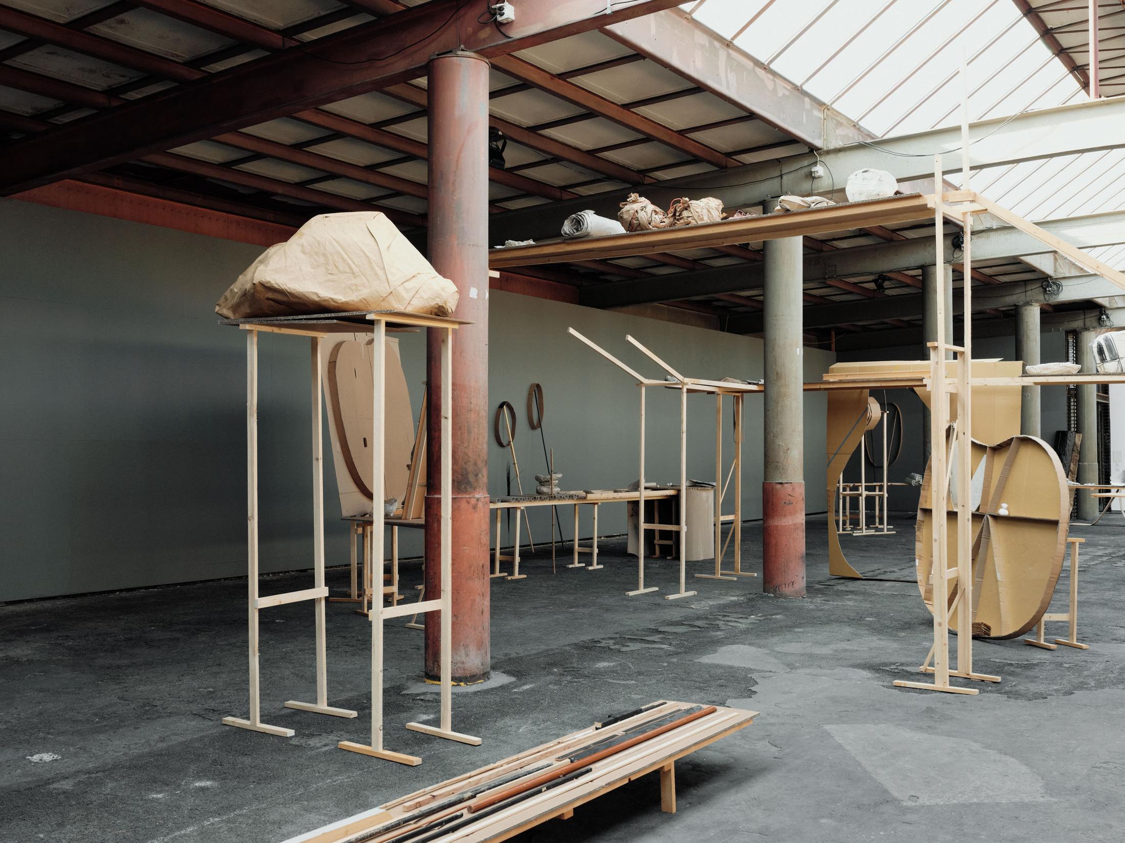 Exhibition View Ana Strika Solo Show «Taktzeit» at Kunsthalle Arbon, Arbon, 2022 / Photo: Ladina Bischof / Courtesy: the artist and Kunsthalle Arbon