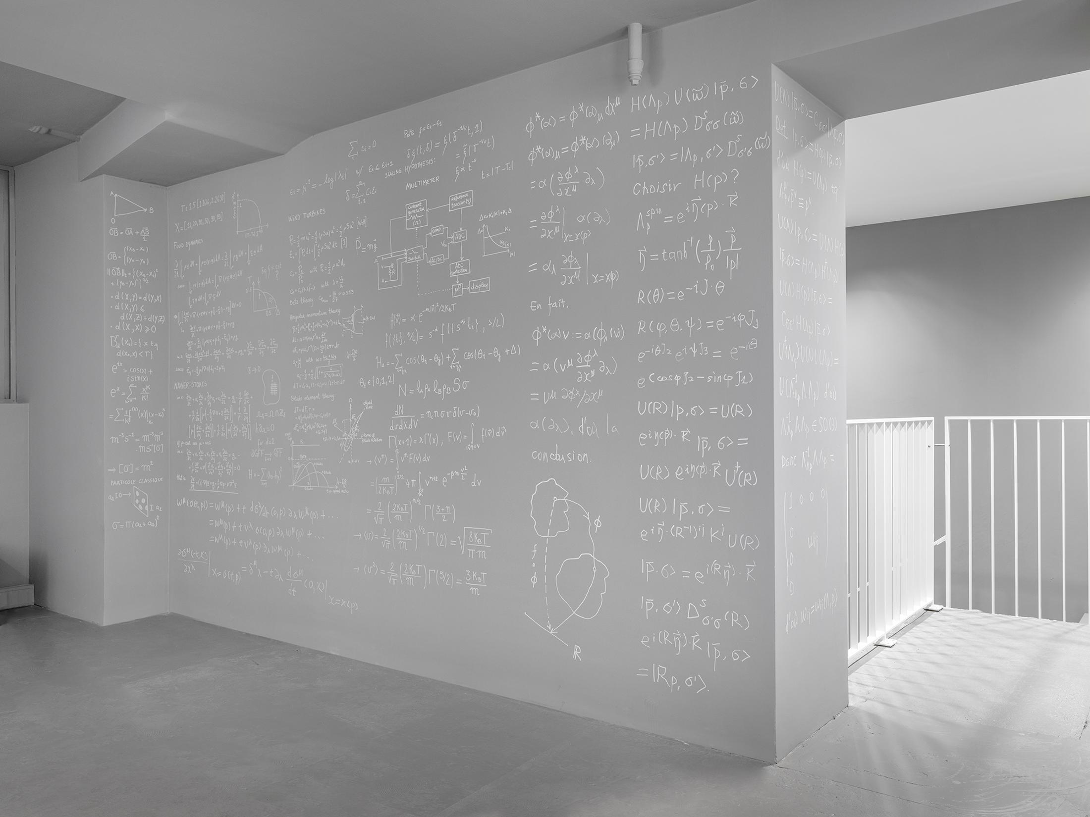 Exhibition View Andrea Galvani Soloshow «Elevation» at Fabienne Levy, Lausanne, 2019 / Photo: Julien Gremaud / Courtesy: the artist and Fabienne Levy