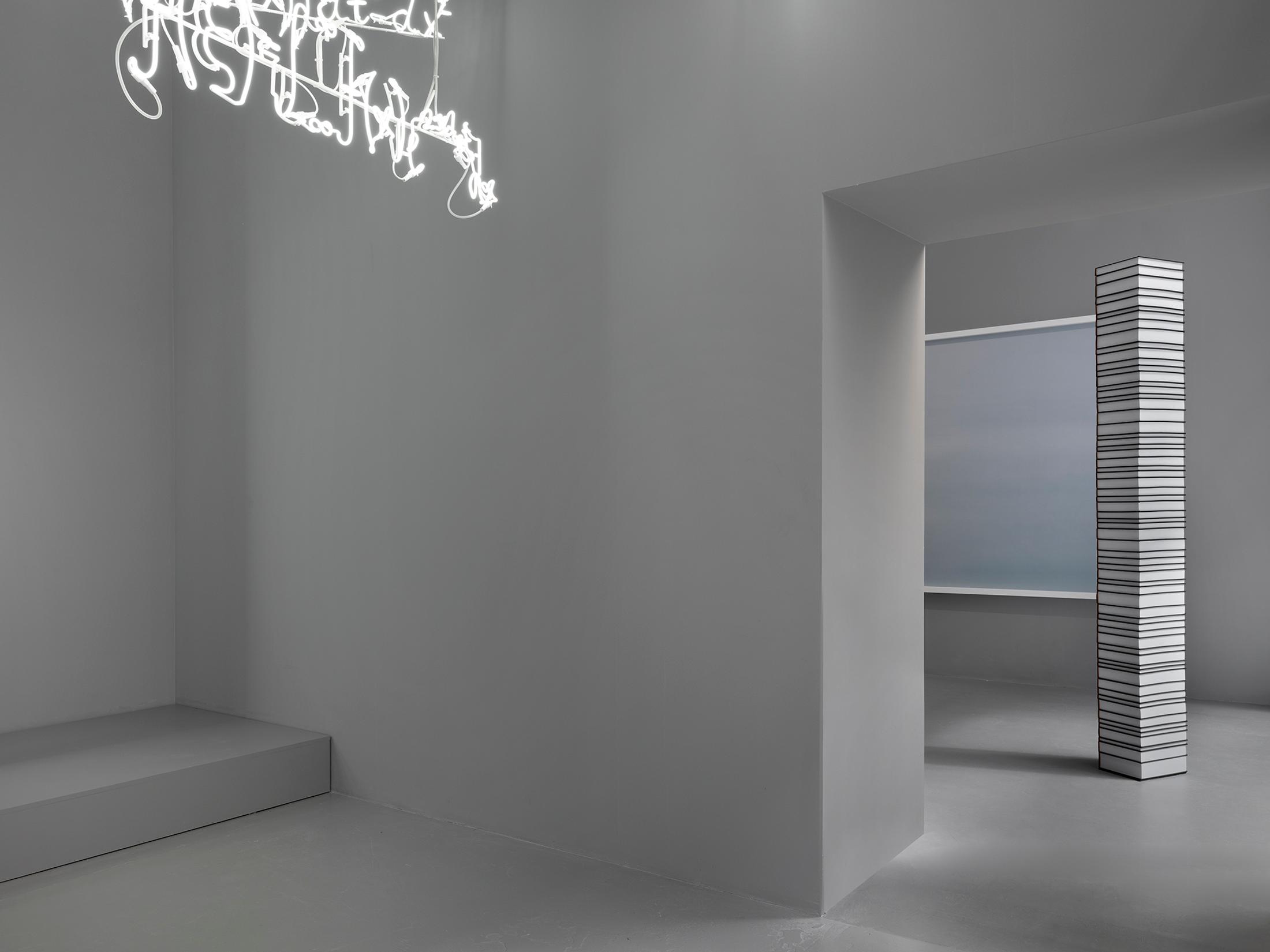 Exhibition View Andrea Galvani Soloshow «Elevation» at Fabienne Levy, Lausanne, 2019 / Photo: Julien Gremaud / Courtesy: the artist and Fabienne Levy