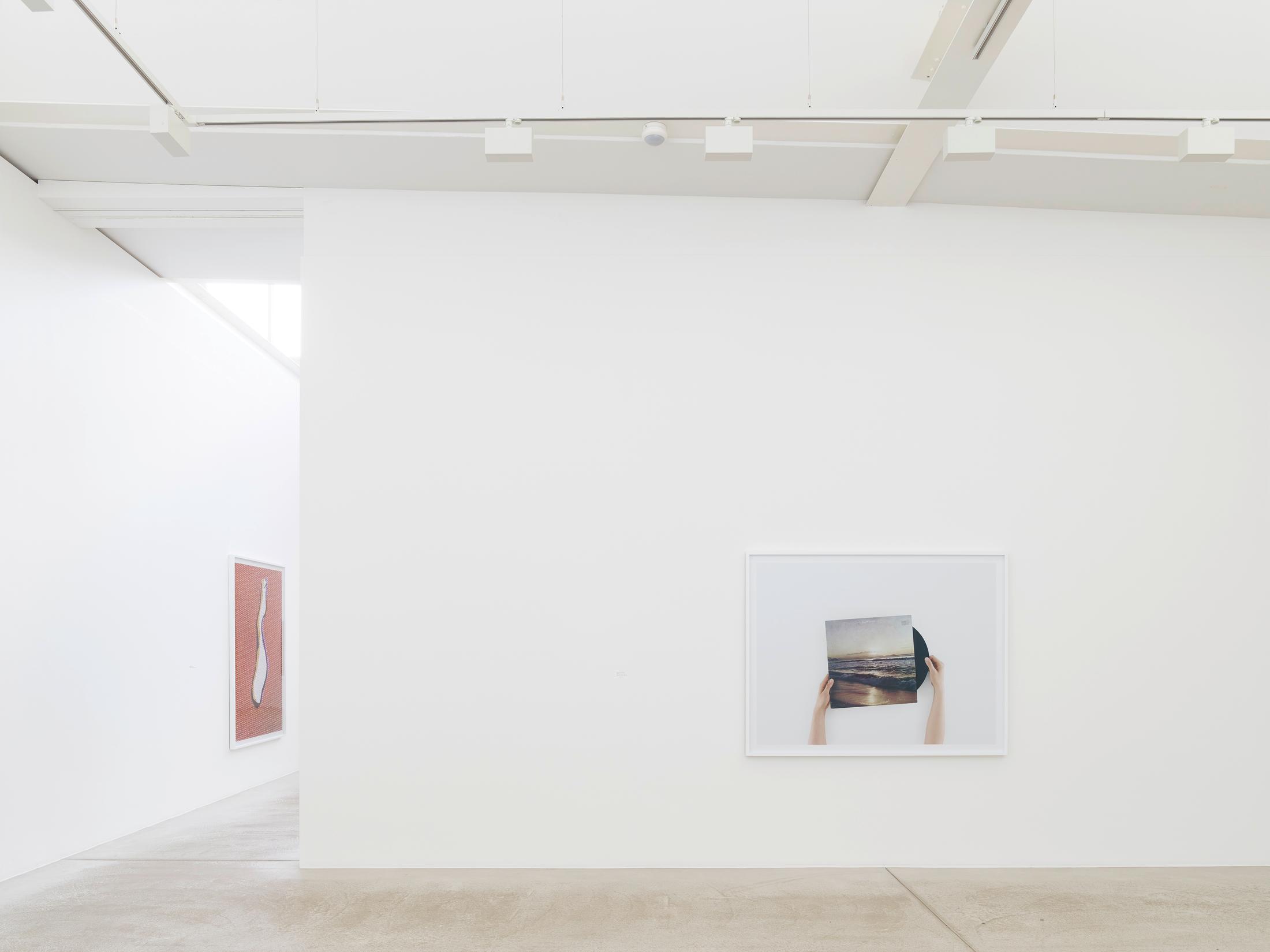 Exhibition View Anne Collier «Photographic» at Fotomuseum Winterthur, Winterthur, 2019 / Photo: © Benedikt Redmann; Fotomuseum Winterthur