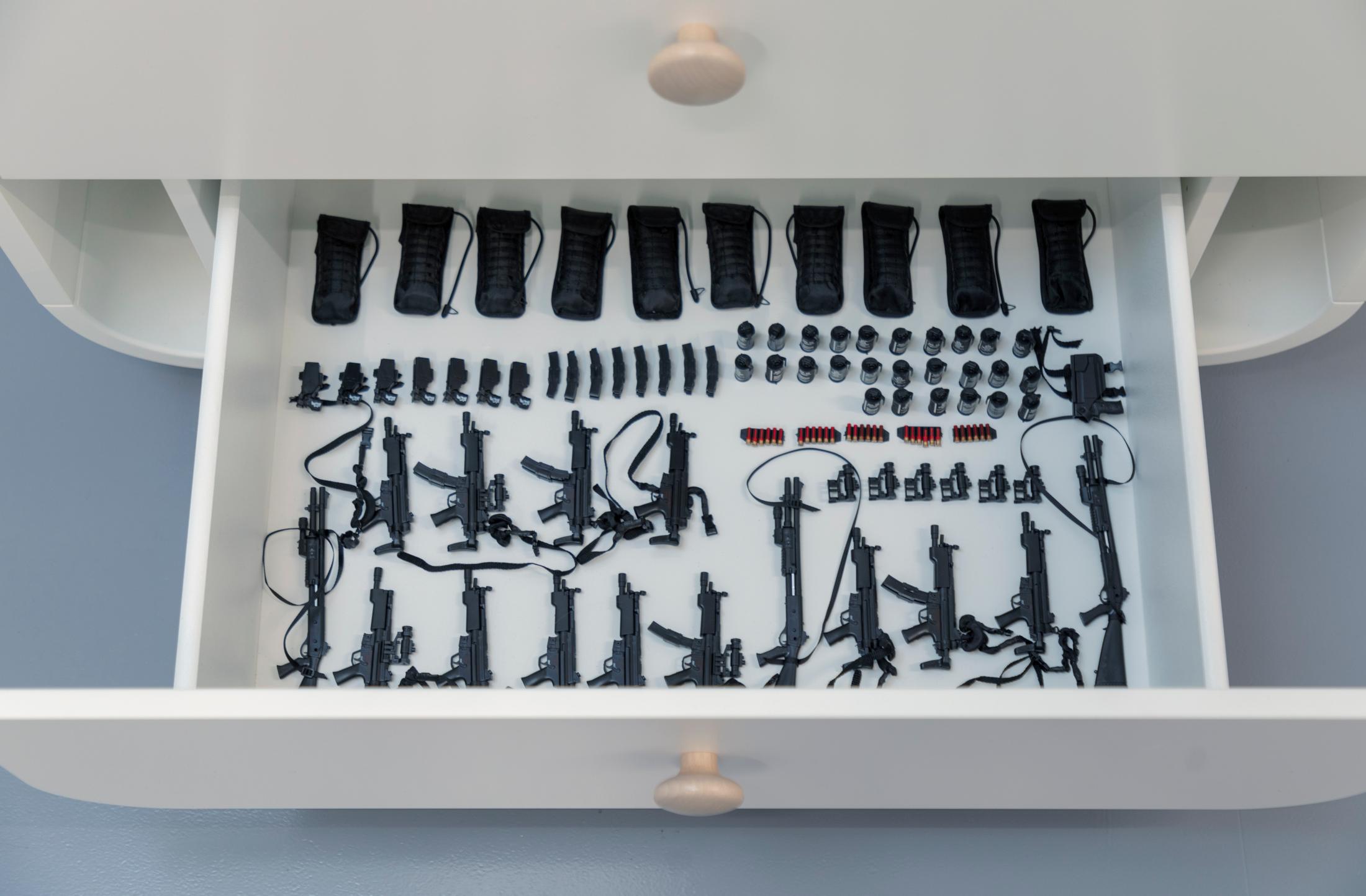 Exhibition View Anne de Vries Solo Show «Day Care Drill; view on Anne de Vries, DAY CARE DRILL (Detail), 2022» at Blue Velvet Projects, Zurich, 2022 / Photo: Flavio Karrer / Courtesy: the artist and Blue Velvet Projects