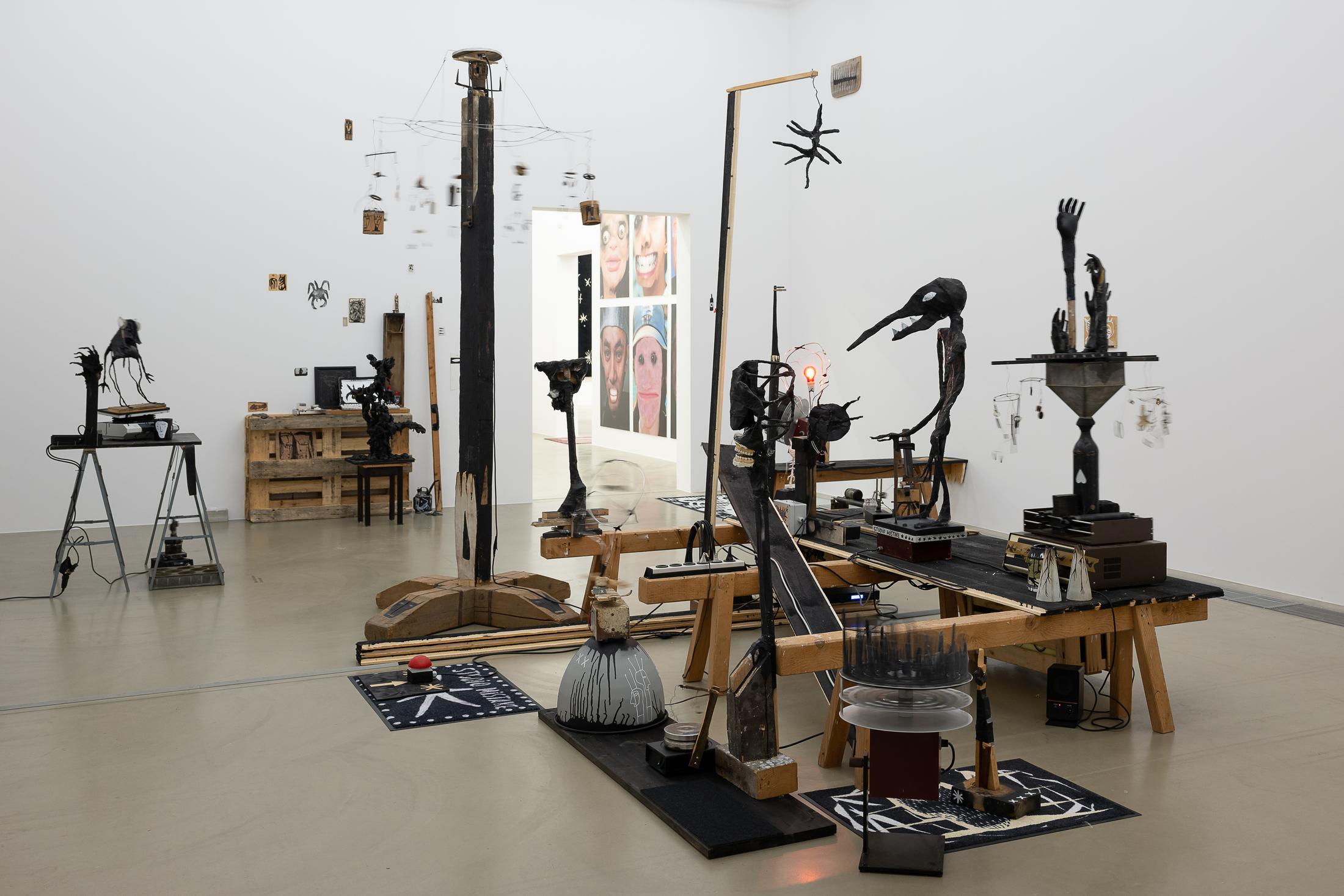 Exhibition View Augustin Rebetez Solo Show «Vitamin; view on Augustin Rebetez in collaboration with Colin Jeanneret, Stanislas Delarue, Lia Martinelli, Zoé Philipona, Studio Mistake, 2023» at Aargauer Kunsthaus, Aarau, 2023 / Photo: ullmann.photography / Courtesy: the artist and Aargauer Kunsthaus