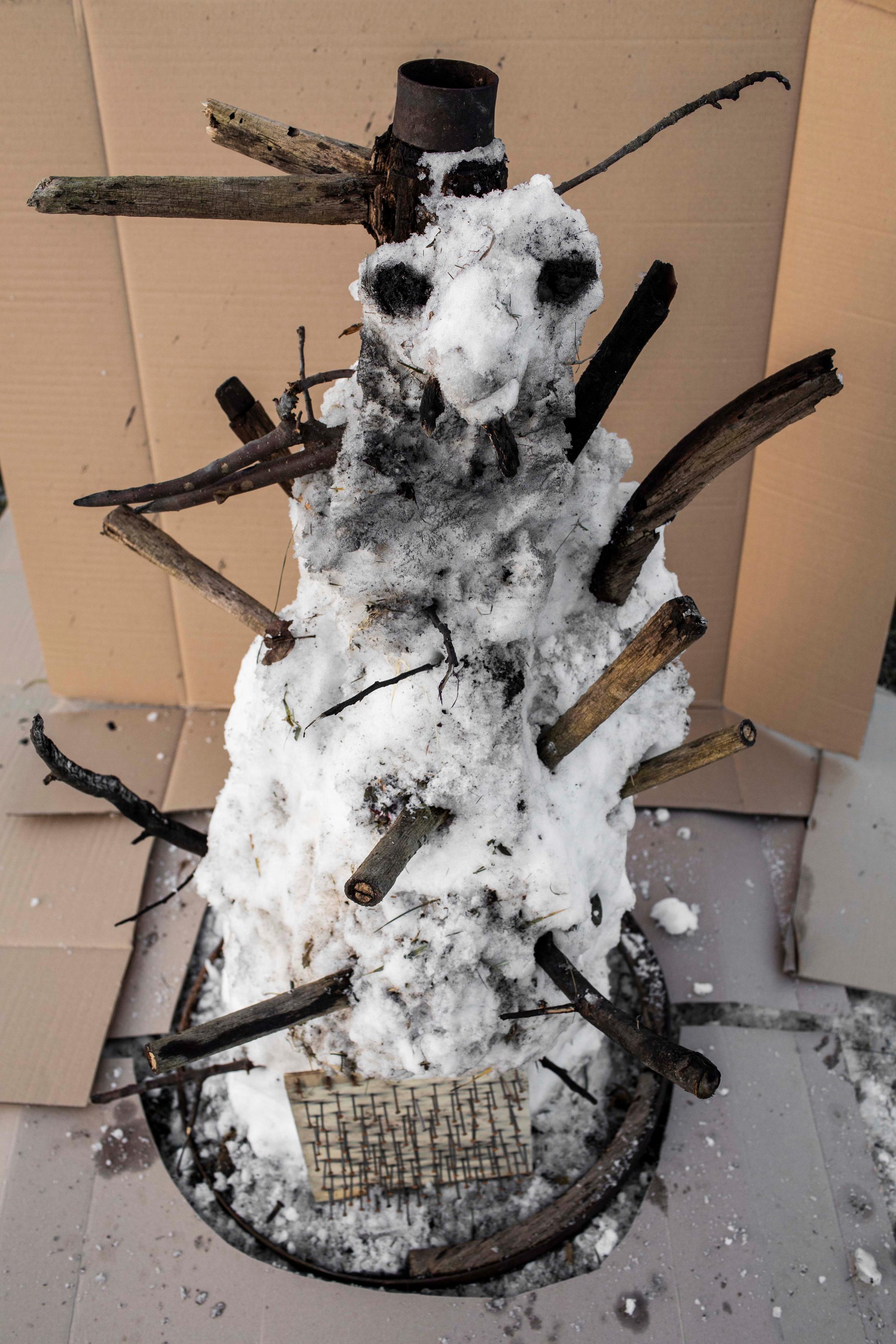 Exhibition View Augustin Rebetez Solo Show «Vitamin; view on Augustin Rebetez, Untitled, 2020» at Aargauer Kunsthaus, Aarau, 2023 / Courtesy: the artist