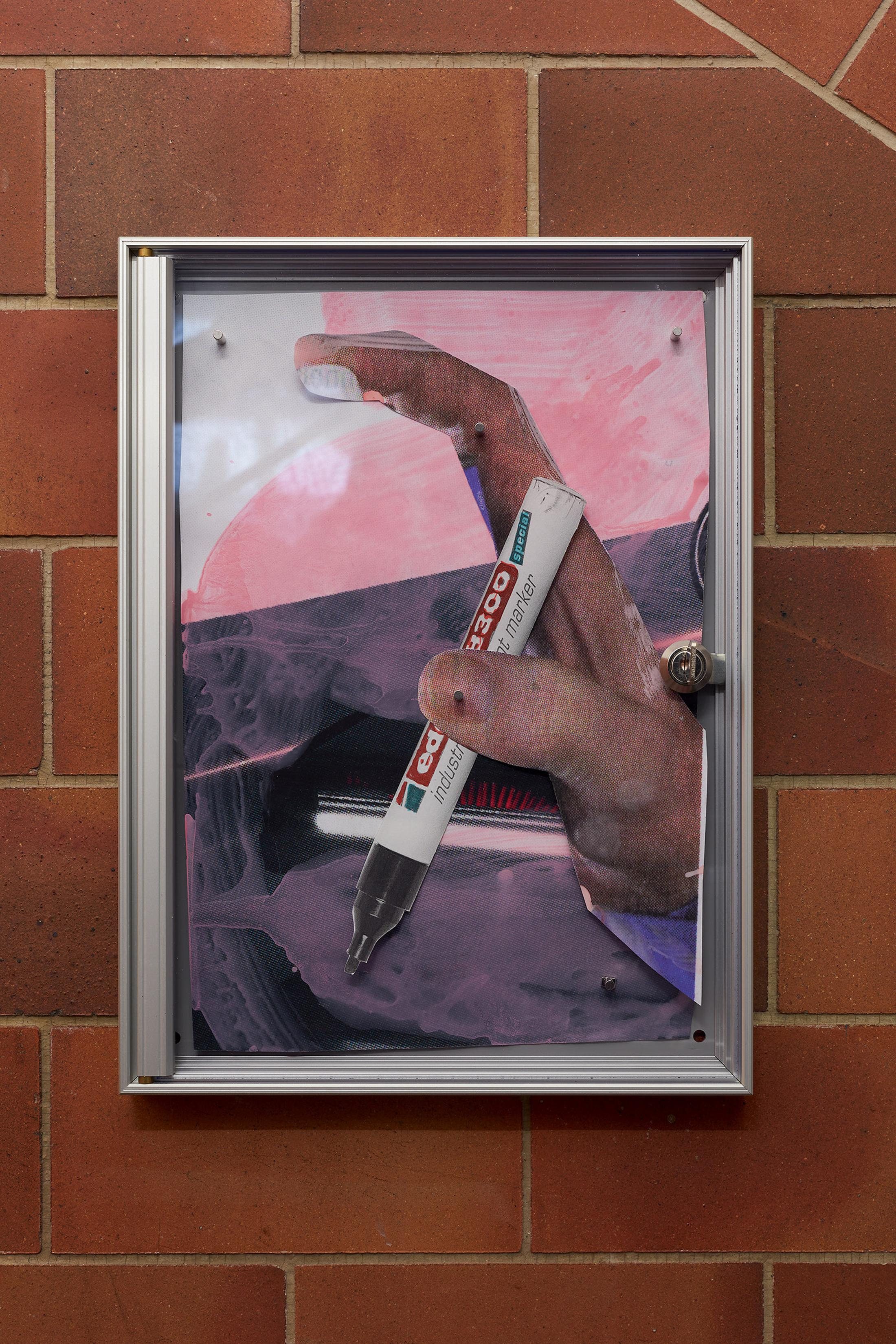 Exhibition View Bastien Aubry Solo Show «L'imbécile heureux; view on Bastien Aubry, Happy Case, 2021» at Mayday, Basel, 2021 / Photo: Moritz Schermbach / Courtesy: the artist and Mayday