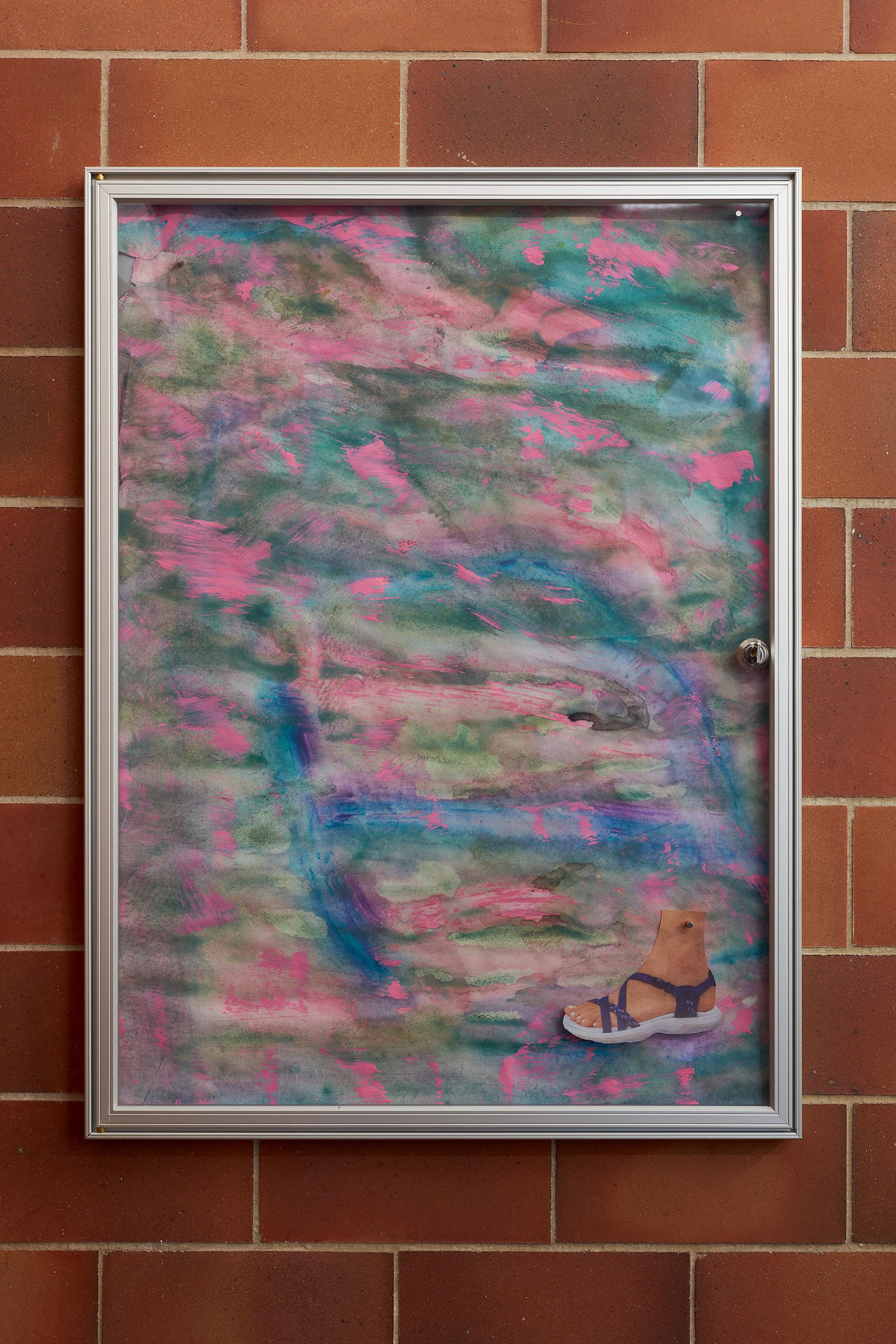 Exhibition View Bastien Aubry Solo Show «L'imbécile heureux; view on Bastien Aubry, Happy Case, 2021» at Mayday, Basel, 2021 / Photo: Moritz Schermbach / Courtesy: the artist and Mayday