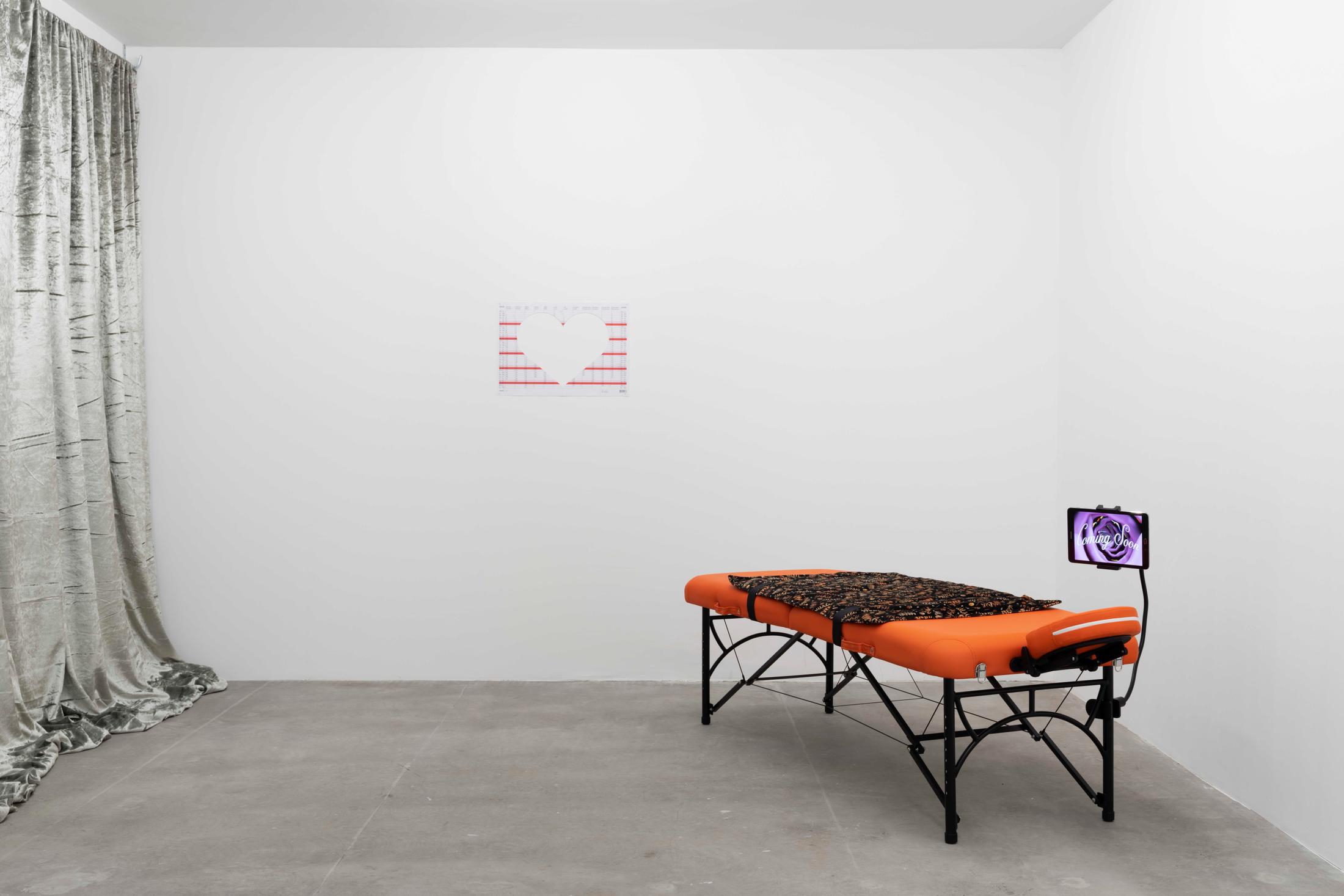 Exhibition View Bea Orlandi and Arnaud Wohlhauser Joint Exhibition «L'Avanspettacolo» at GALERIE PHILIPPZOLLINGER, Zurich, 2020 / Photo: Conradin Frei / Courtesy: the artists and GALERIE PHILIPPZOLLINGER