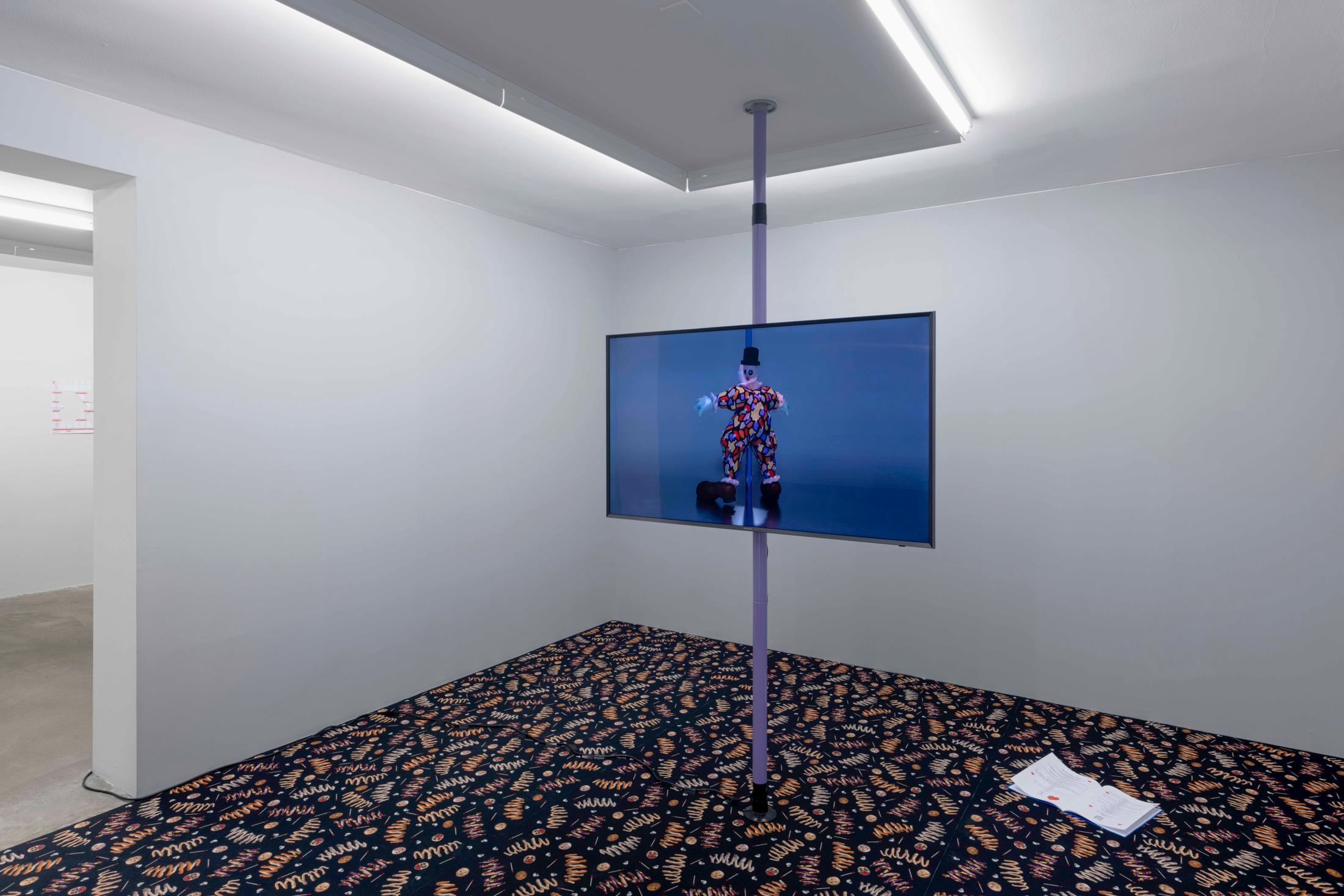 Exhibition View Bea Orlandi and Arnaud Wohlhauser Joint Exhibition «L'Avanspettacolo; view on Bea Orlandi, Peeling Aparatus, 2020» at GALERIE PHILIPPZOLLINGER, Zurich, 2020 / Photo: Conradin Frei / Courtesy: the artists and GALERIE PHILIPPZOLLINGER