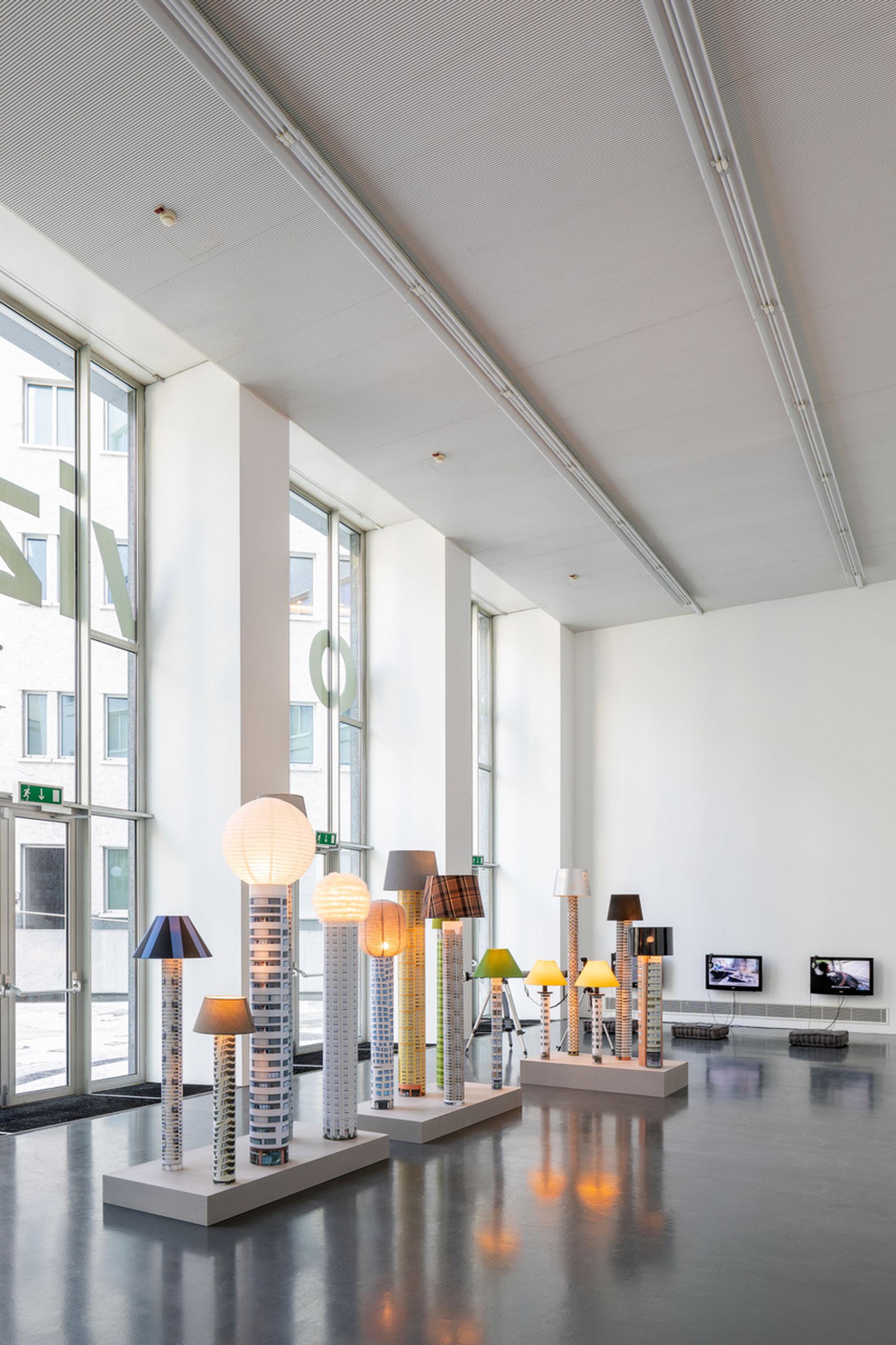 Exhibition View Beatrice Marchi and Mia Sanchez Duo Show «La Città e i Perdigiorno» at Istituto Svizzero, Milan, 2021 / Photo: Giulio Boem / Courtesy: the artists and Instituto Svizzero