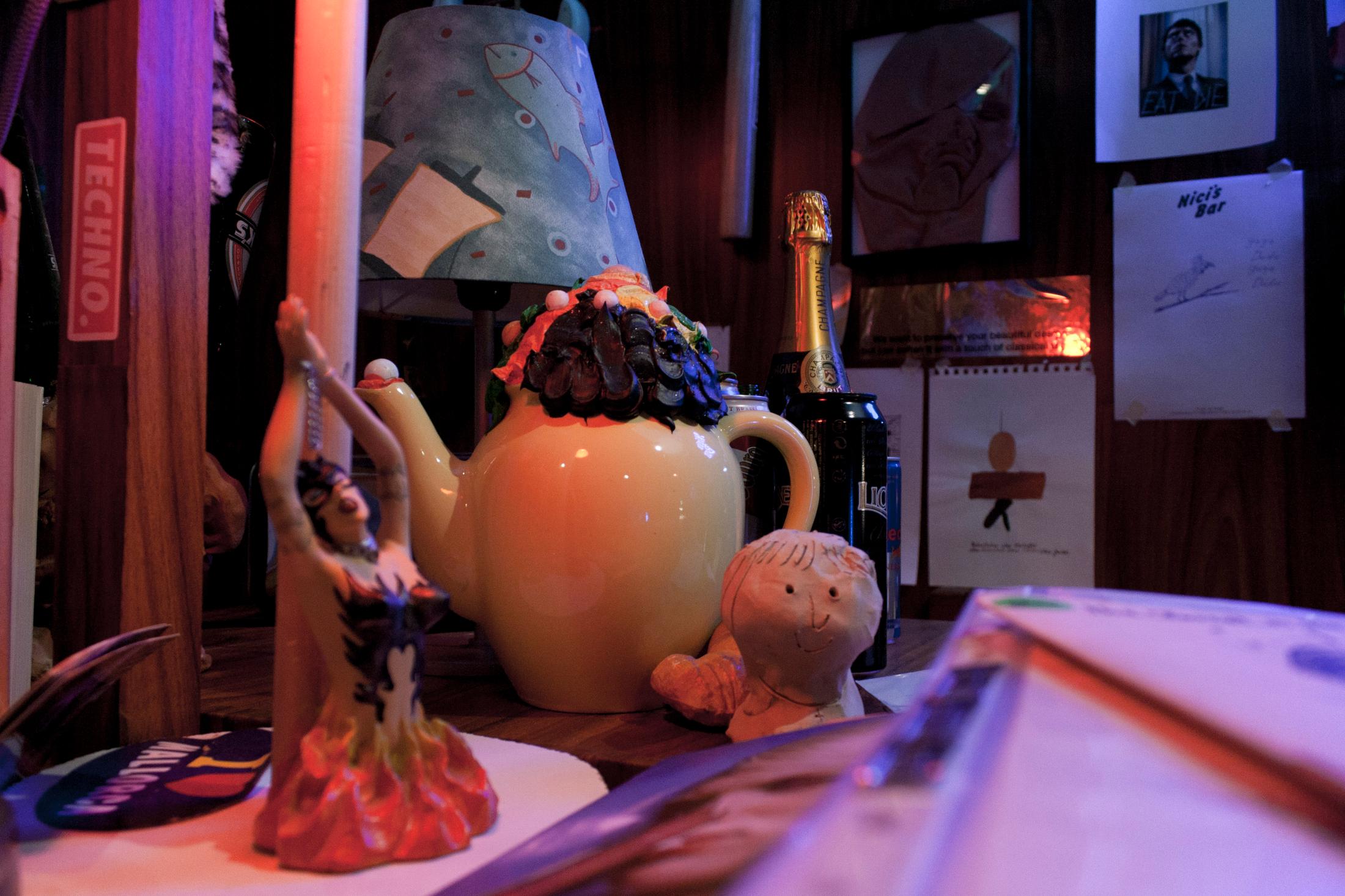 Exhibition View Beni Bischof "Nici's Bar" at Galerie Nicola von Senger 2018