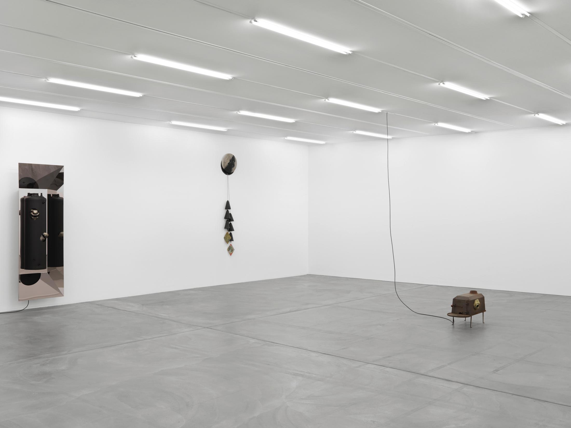 Installation View Cooper Jacoby "Disgorgers" at LUMA Westbau, Zurich, 2017 / Photo: Stefan Altenburger, Courtesy: the artist