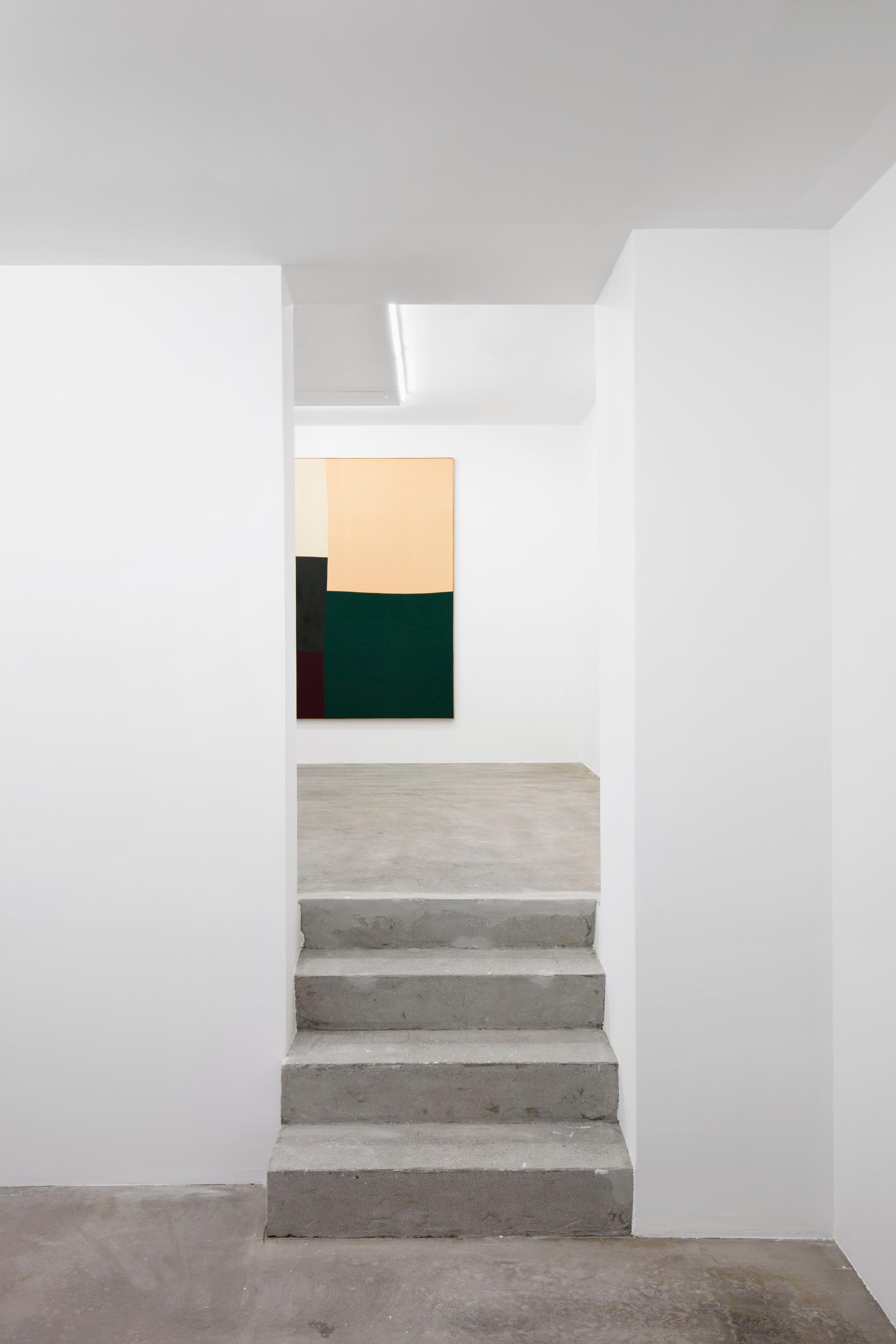 Exhibition View Ethan Cook Soloshow "Sets" at GALERIE PHILIPPZOLLINGER, Zurich, 2019 / Photo: Photo: Conradin Frei / Courtesy the artist and GALERIE PHILIPPZOLLINGER
