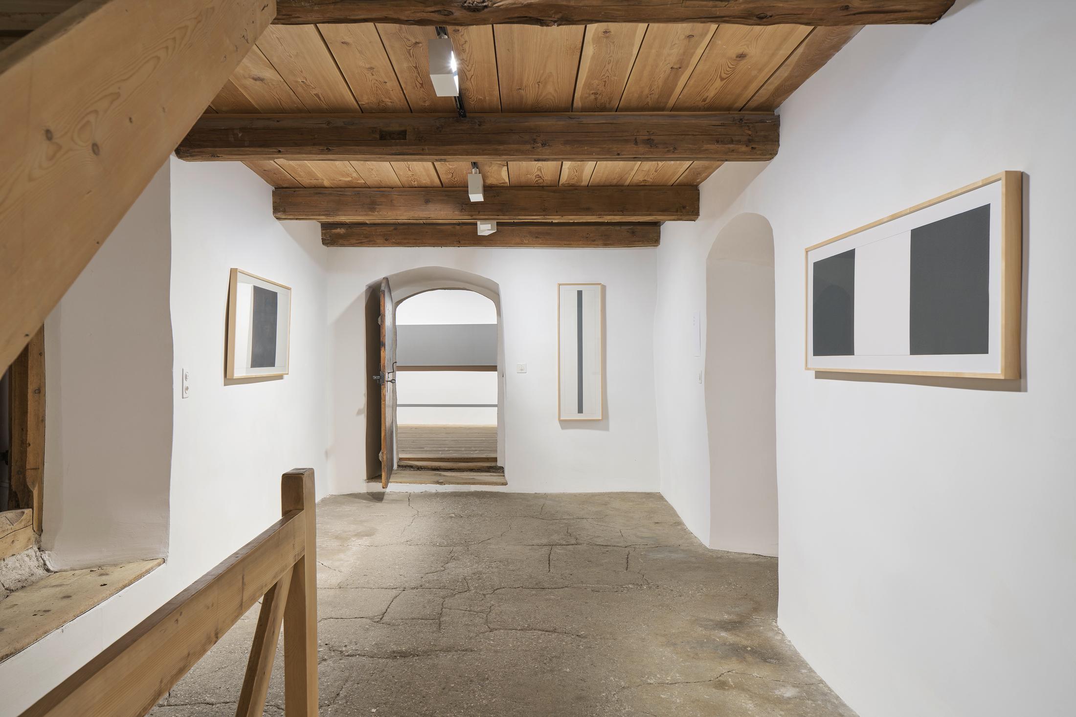 Exhibition View Alan Charlton Soloshow «It Started with a Chameleon» at Galerie Tschudi, Zuoz, 2019 / Photo: Ralph Feiner, Malans / courtesy: the artist and Galerie Tschudi