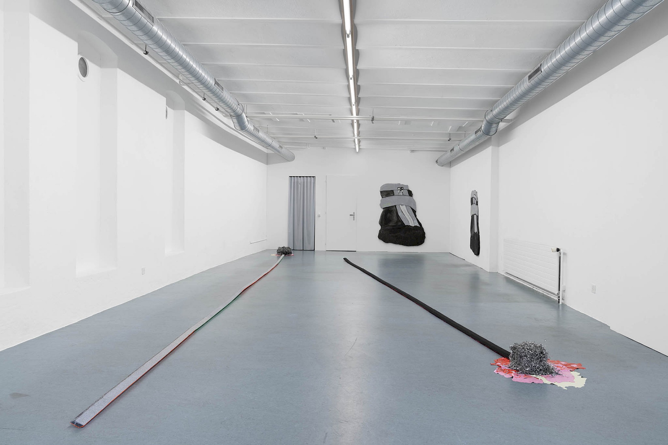 Exhibition View Salomé Engel Solo Show «From Cowboy to Cobaye» at marytwo, Lucerne, Switzerland, 2025 / Photo: marytwo / Courtesy: the artist and marytwo