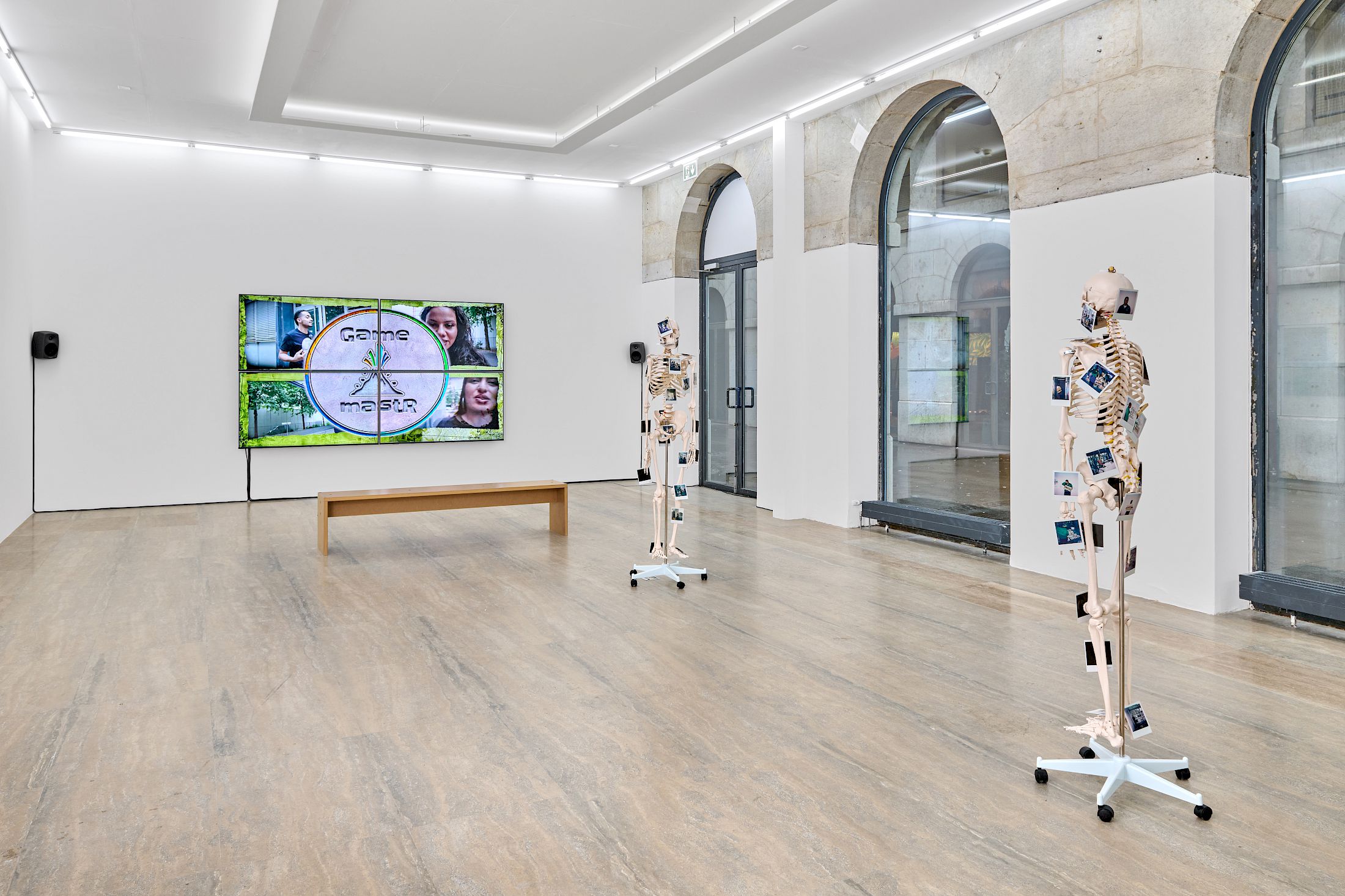 Exhibition View Solo Show Chris Lovasoa Kauffmann «Mammoth steps. One for Kevin, two for Lisa » at Halle Nord, Geneva, 2025 / Photo: Thomas Maisonnasse / Courtesy: the artist and Halle Nord