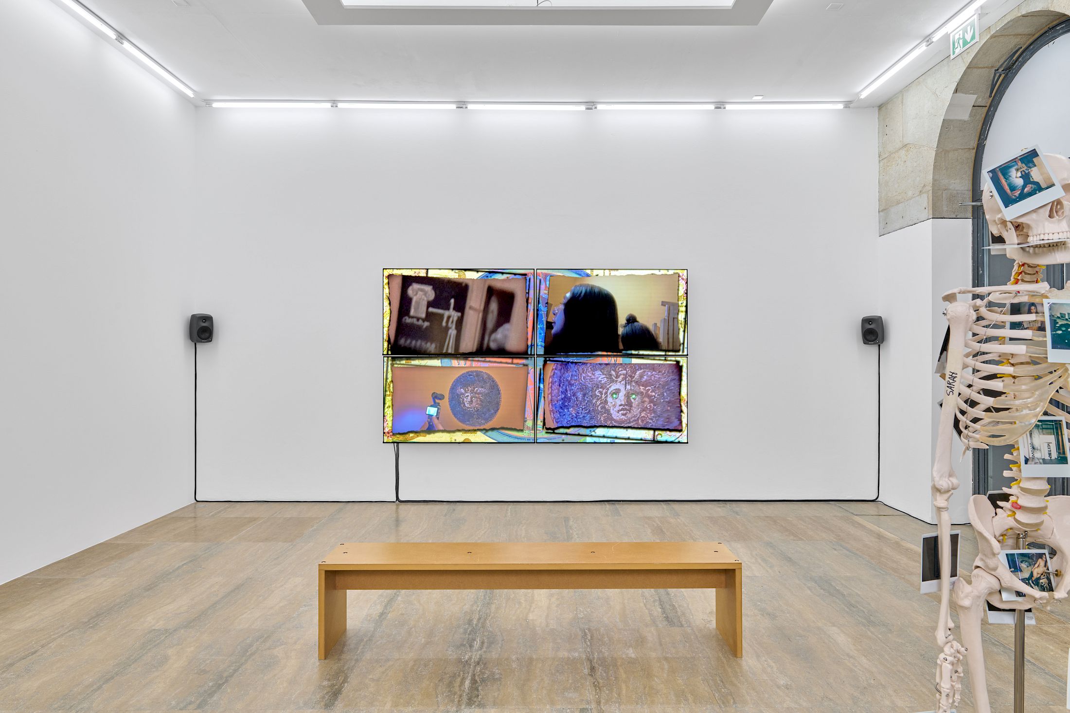 Exhibition View Solo Show Chris Lovasoa Kauffmann «Mammoth steps. One for Kevin, two for Lisa » at Halle Nord, Geneva, 2025 / Photo: Thomas Maisonnasse / Courtesy: the artist and Halle Nord