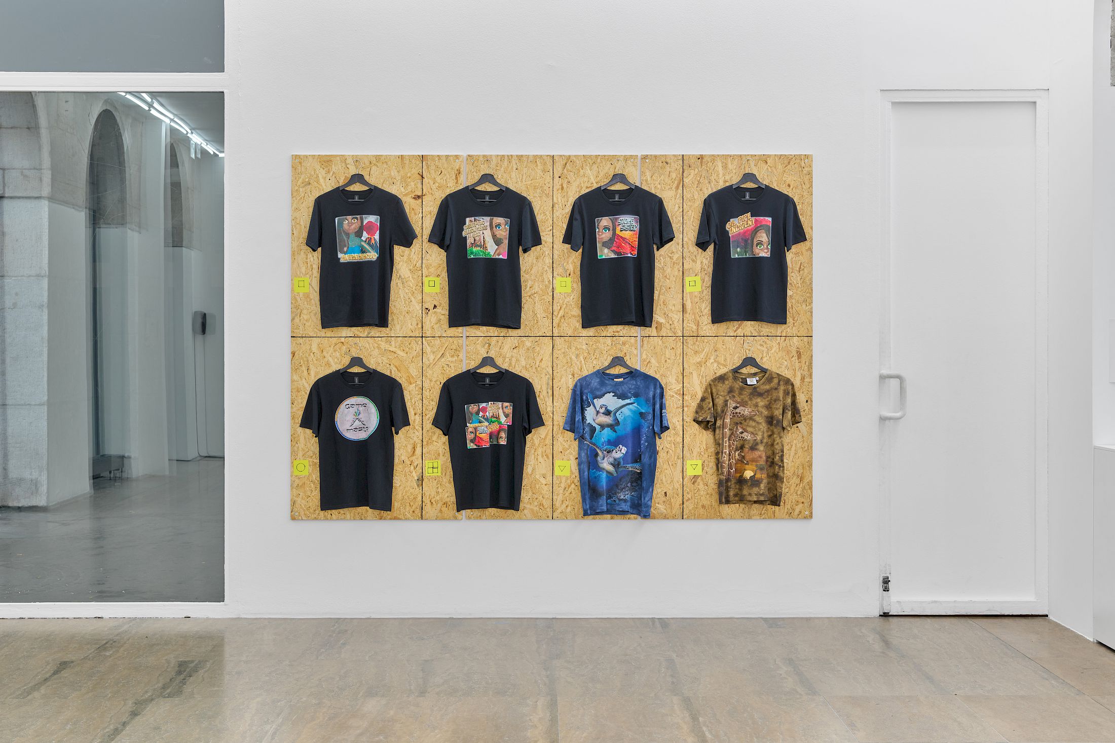 Exhibition View Solo Show Chris Lovasoa Kauffmann «Mammoth steps. One for Kevin, two for Lisa » at Halle Nord, Geneva, 2025 / Photo: Thomas Maisonnasse / Courtesy: the artist and Halle Nord