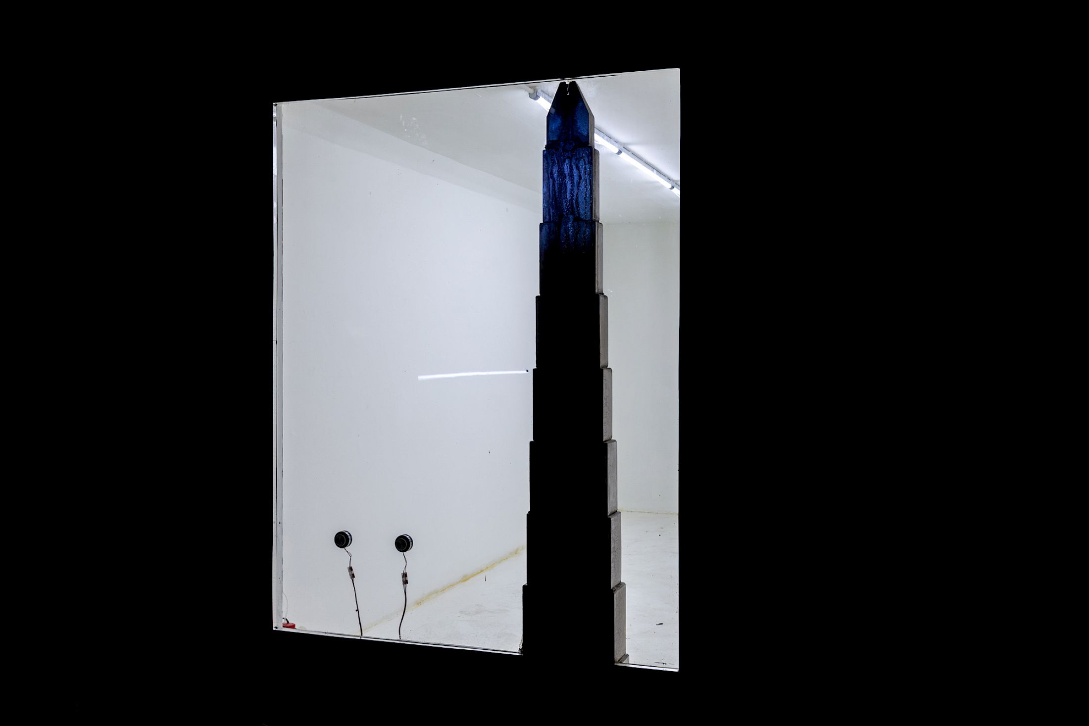 Exhibition View Solo Show Hunter Longe «Entgleitungen» at City SALTS, Baselland, 2025-2026 / Photo: Nicolas Gysin / Courtesy: the artist and City SALTS