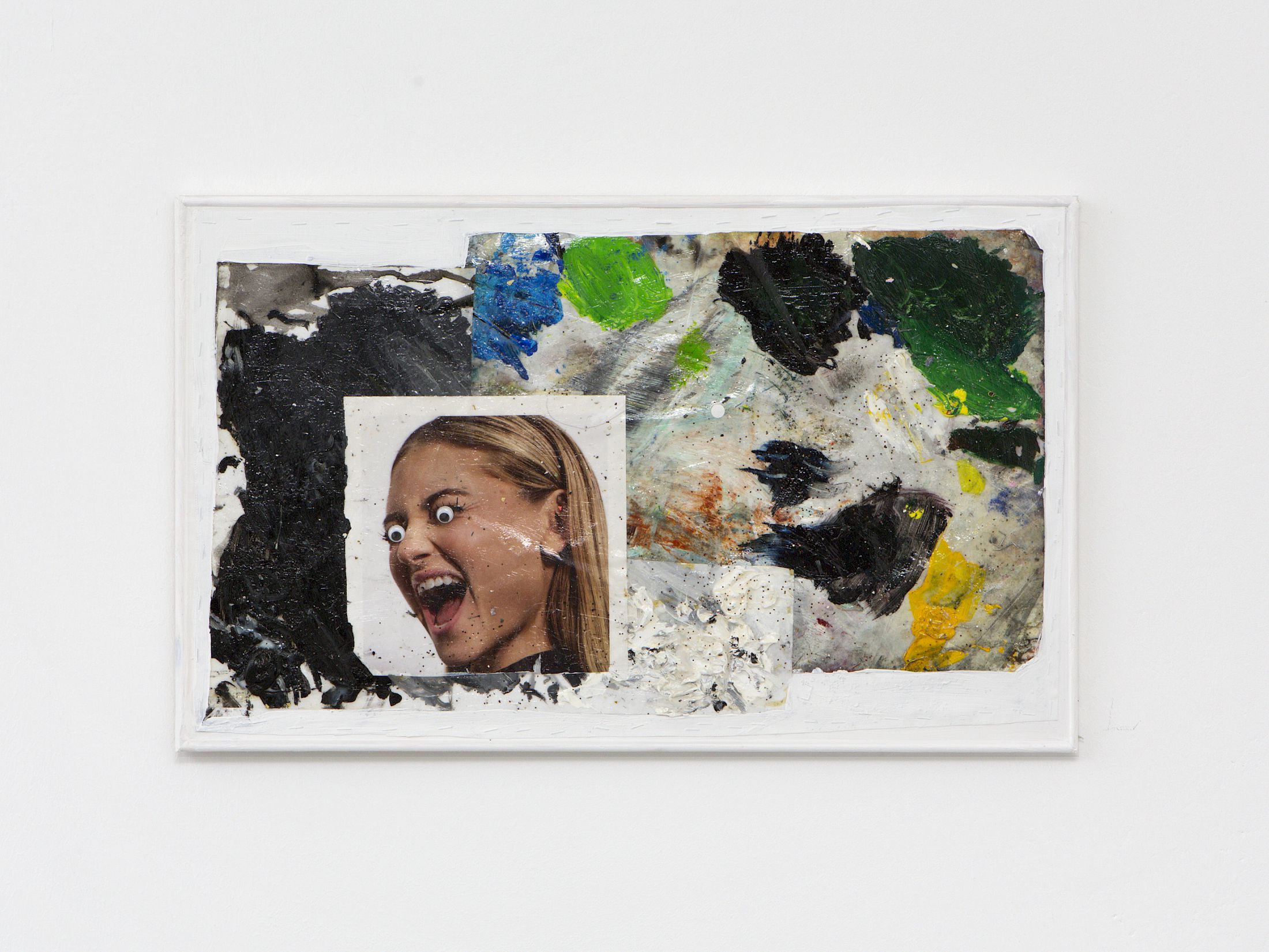 Exhibition View Group Show «Love Sick ; view on Jasmine Gregory, Protect me from what I don’t want no.2, 2025, Oil, palettes, magazine, plastic, acrylic, linen on wooden stretchers, 40 × 75 cm» at Sentiment, Zurich, 2025-2026 / Photo: Philipp Rupp / Julien Gremaud / Courtesy: the artists and Sentiment