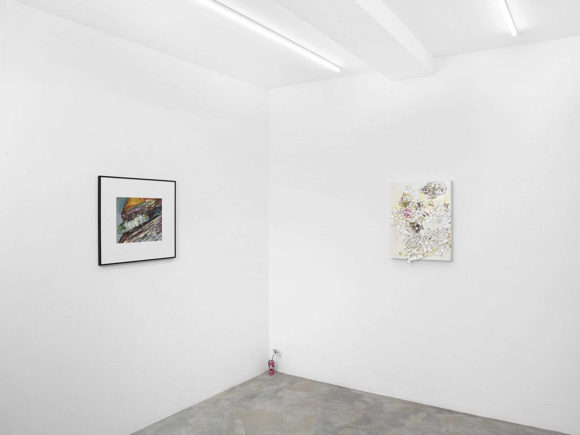 Exhibition View Group Show «Love Sick» at Sentiment, Zurich, 2025-2026 / Photo: Philipp Rupp / Julien Gremaud / Courtesy: the artists and Sentiment