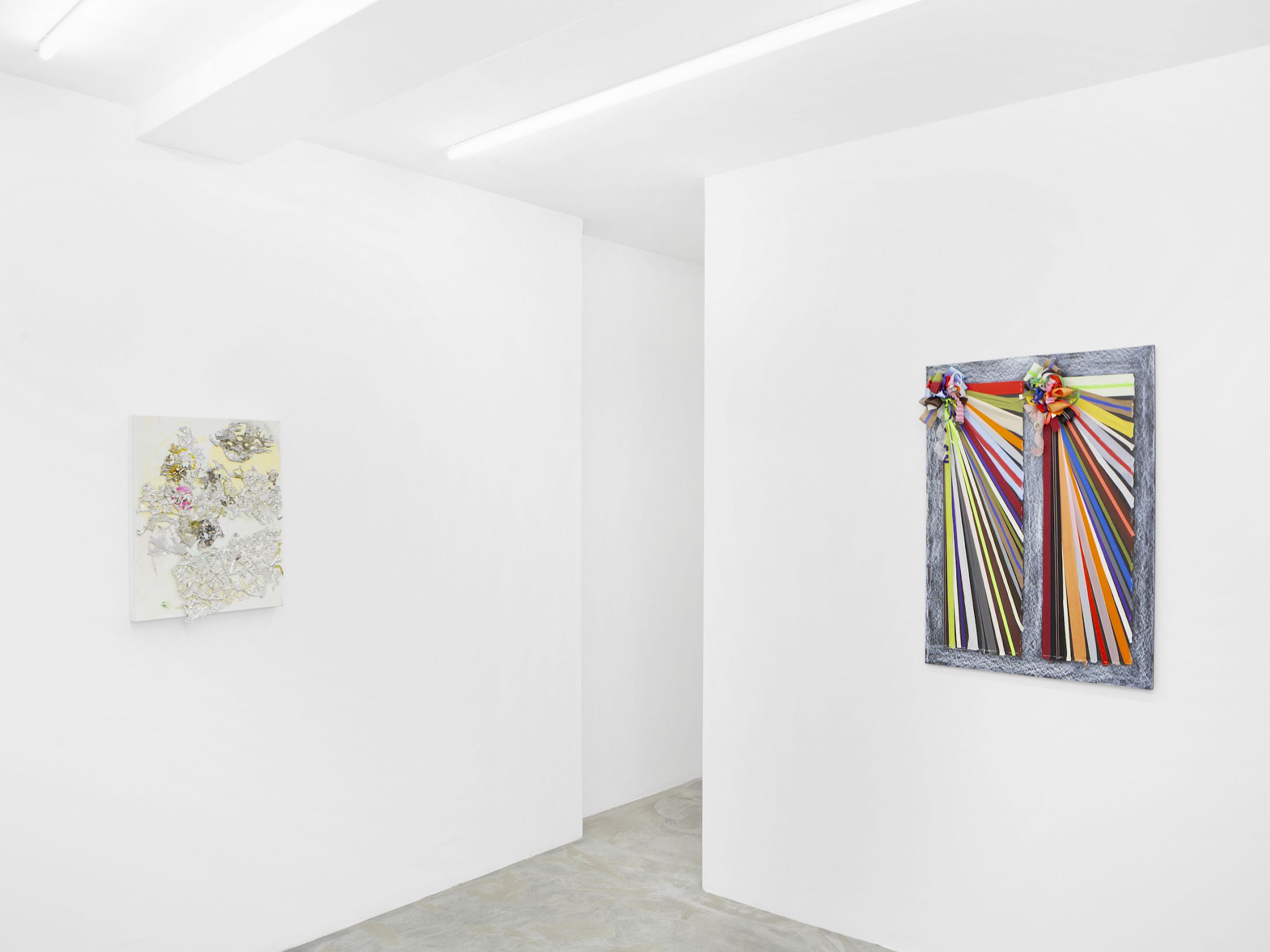 Exhibition View Group Show «Love Sick» at Sentiment, Zurich, 2025-2026 / Photo: Philipp Rupp / Julien Gremaud / Courtesy: the artists and Sentiment