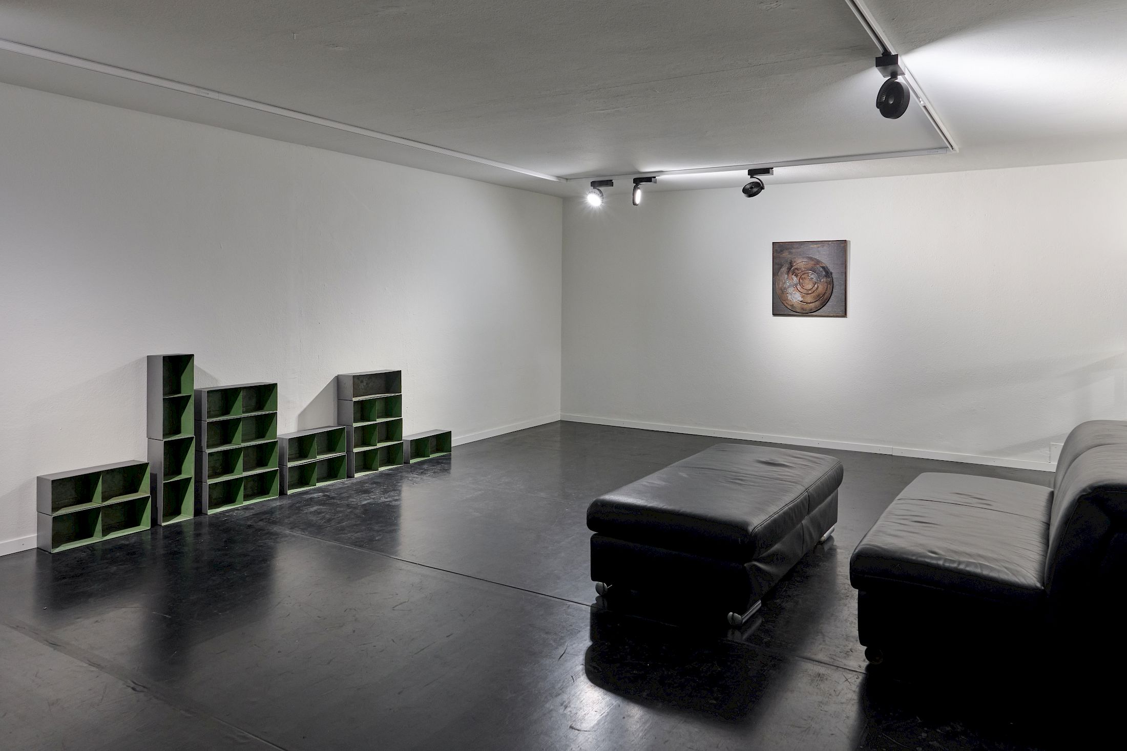 Exhibition View Solo Show Marie Matusz «Shift» at Blue Velvet, Zurich, 2025-2026 / Photo: Flavio Karrer / Courtesy: the artist and Blue Velvet