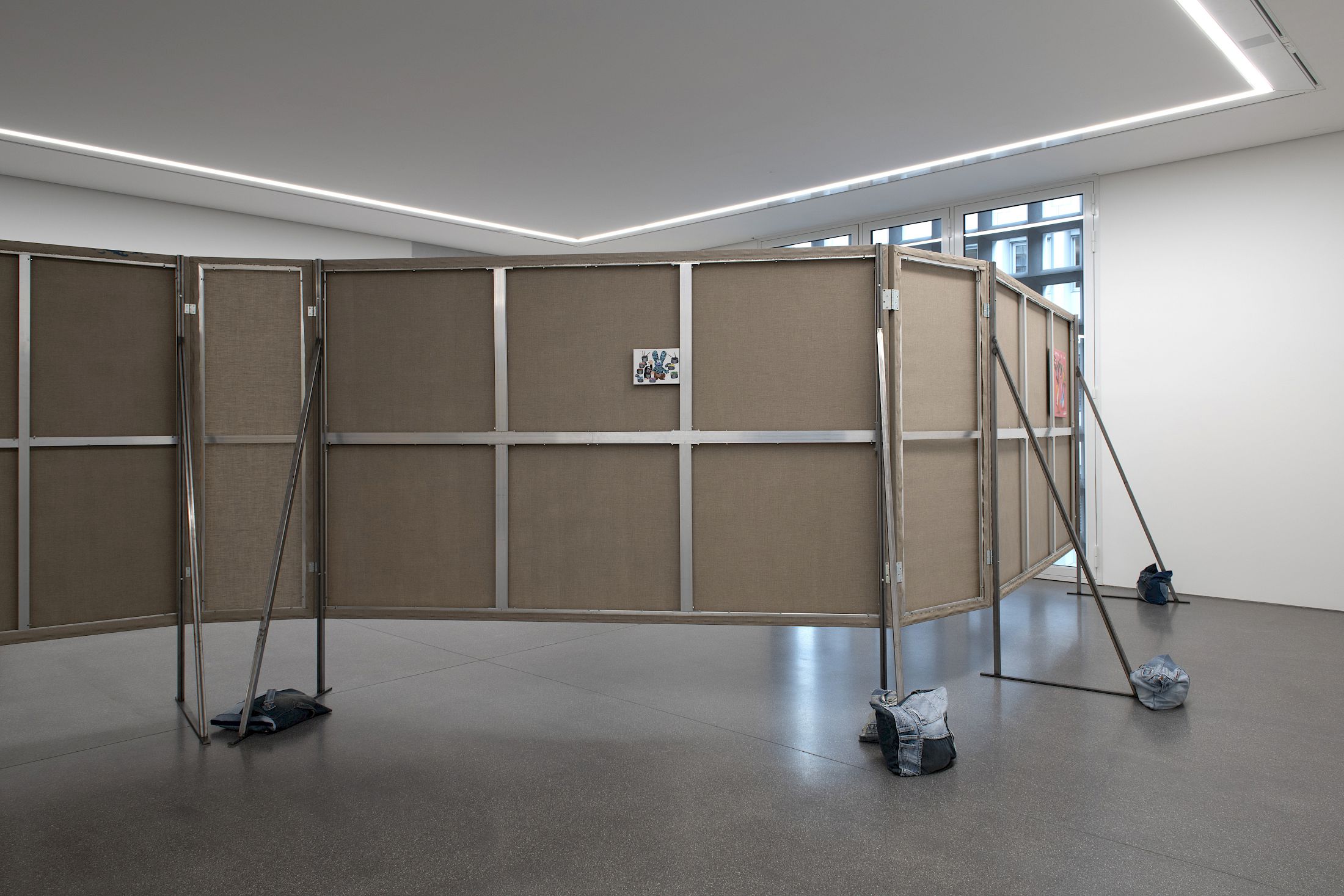 Exhibition View Solo Show Noemi Pfister «Heart on Sleeve» at Graubünden Museum of Art, Chur, 2025 / Photo: Thomas Strub / Courtesy: the artist and Graubünden Museum of Art