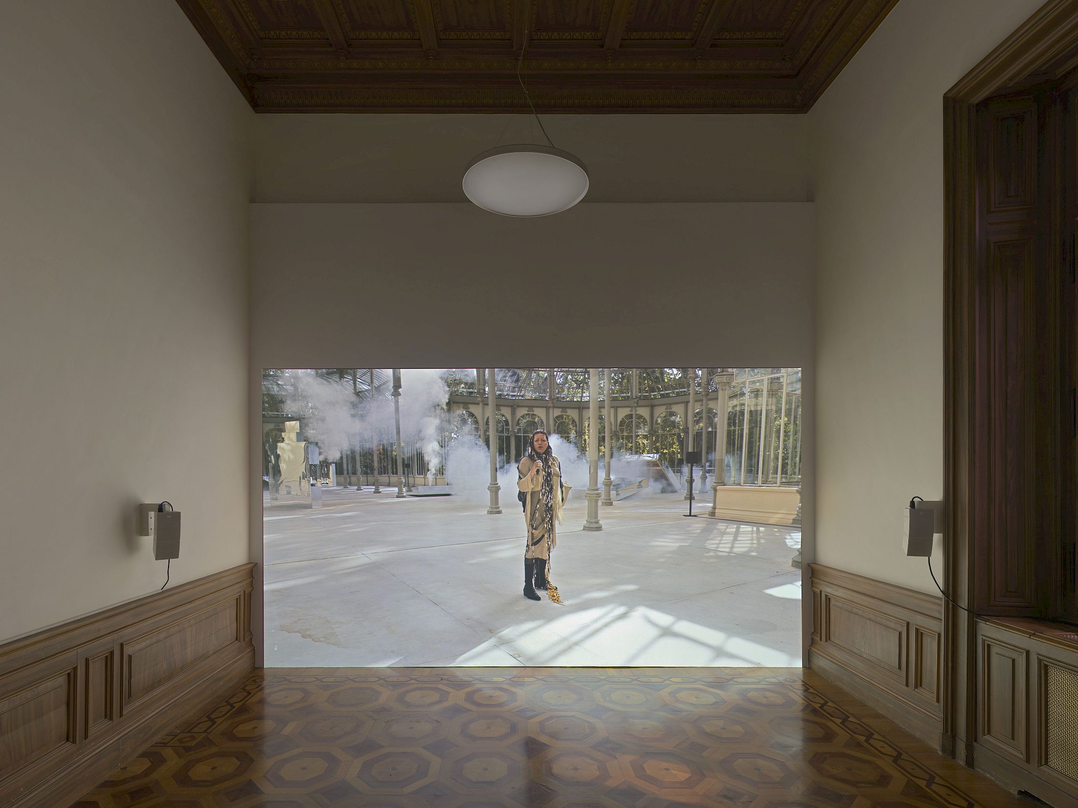 Exhibition View Duo Show Pauline Boudry / Renate Lorenz «How we always survived ; view on El Cristal Es Mi Piel (Glass Is My Skin)(2025), Performance: Aérea Negrot» at Istituto Svizzero Roma, Roma, 2025-2026 / Photo: Annik Wetter / Courtesy: Marcelle Alix & Ellen de Bruijne Projects