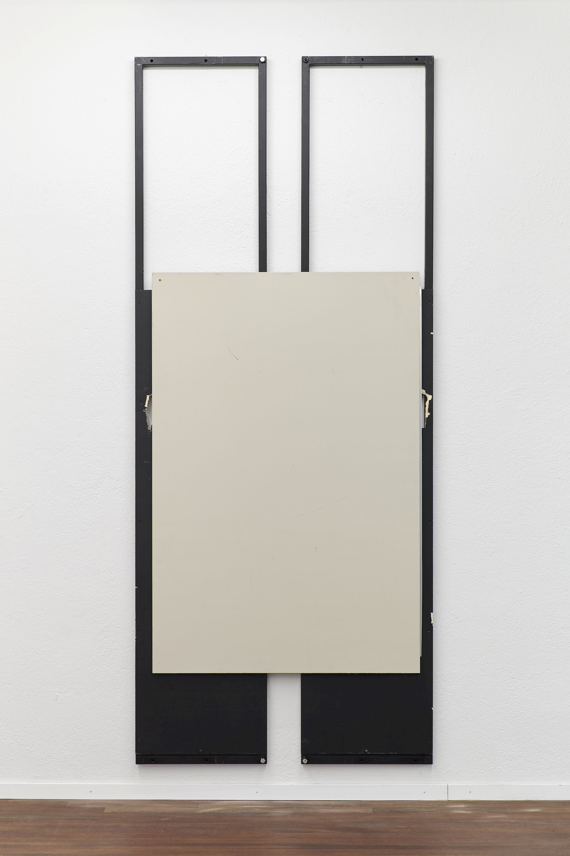 Exhibition View Solo Show PRICE «Odds and Ends ; view on HC (Hard Cloud) III, 2025, paint, wood, metal, 267 x 130 x 9 cm» at Blue Velvet, Zurich, 2025 / Photo: Flavio Karrer / Courtesy: the artist and Blue Velvet