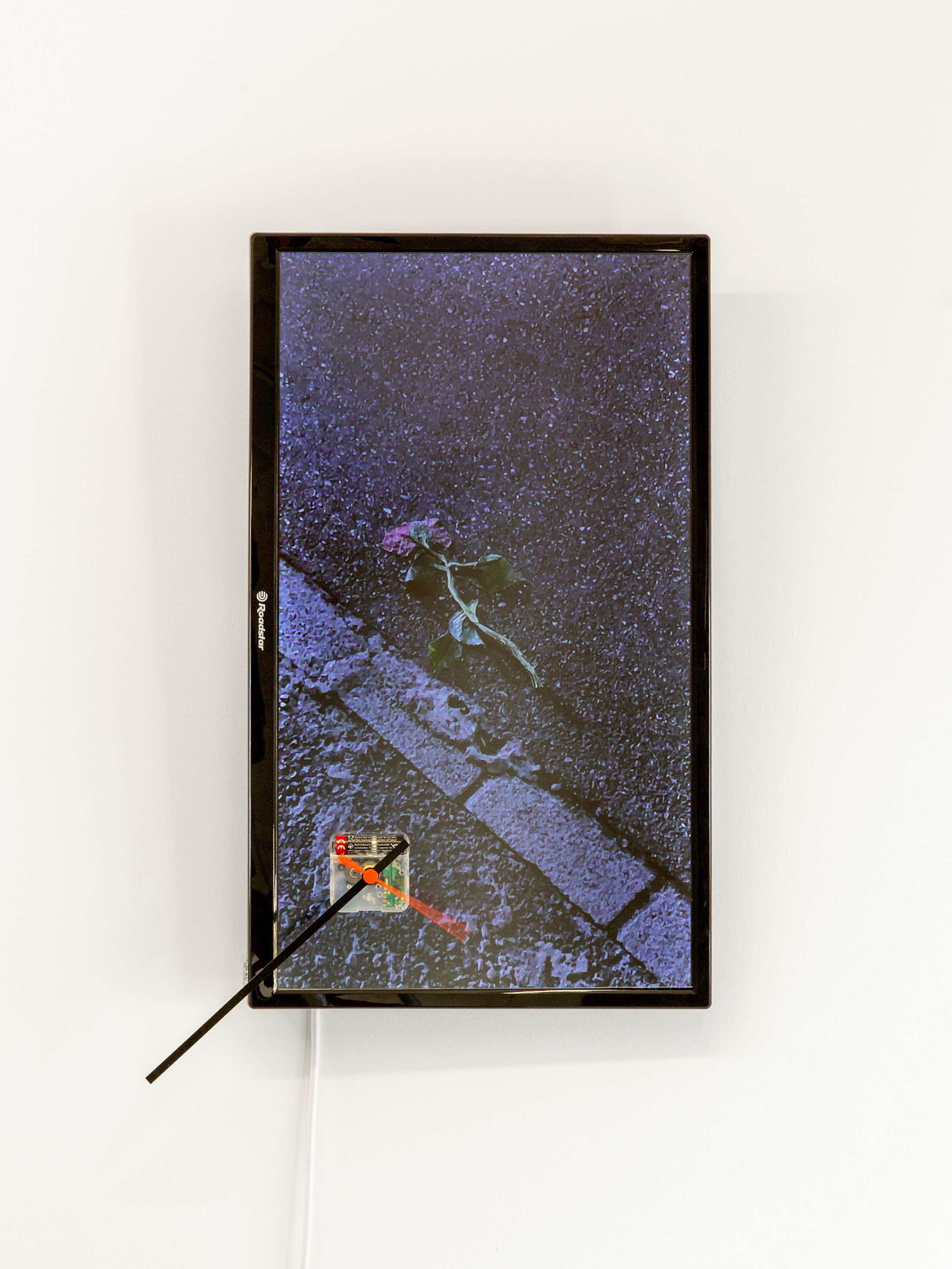 Exhibition View Group Show «Recessment ; view on Bernhard Hegglin, Roadstar, Day to Night 2025» at Stretcher, Basel, 2025 / Photo: Nina Rieben / Courtesy: Stretcher and the artists