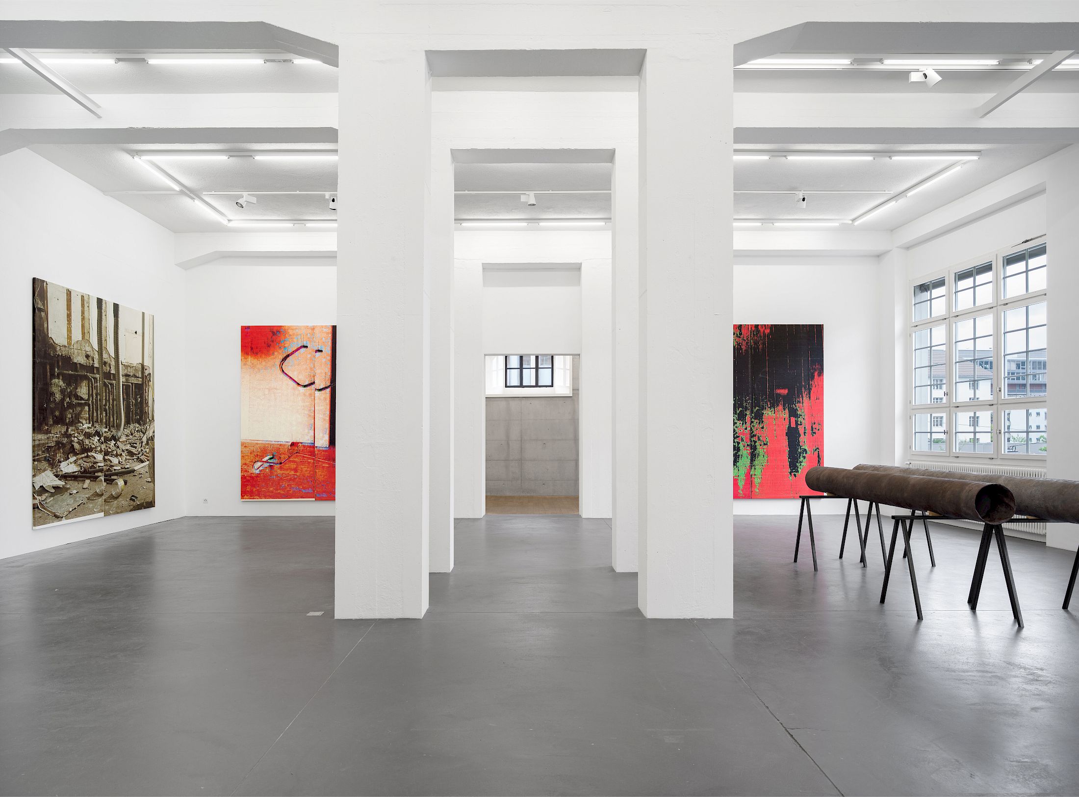 Exhibition View Solo Show Wade Guyton at Galerie Francesca Pia, Zürich, 2025 / Photo: Cedric Mussano / Courtesy: the artist and  Galerie Francesca Pia