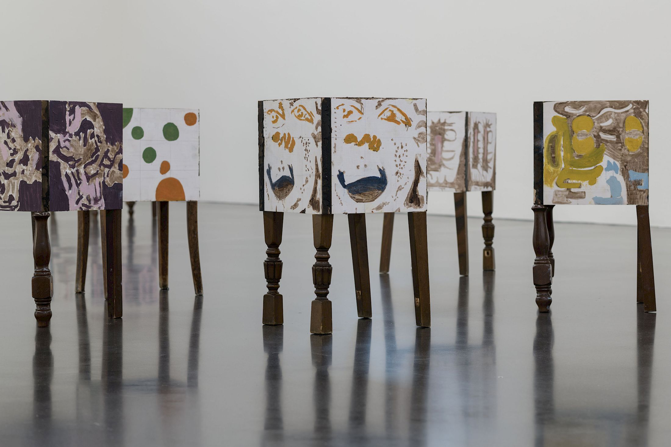 Exhibition View Solo Show Yann Stéphane Bisso «Mosaïque, présence, absence» at Kunstmuseum Luzern, Luzern, 2025-2026 / Photo: Marc Latzel / Courtesy: the artist and Kunstmuseum Luzern