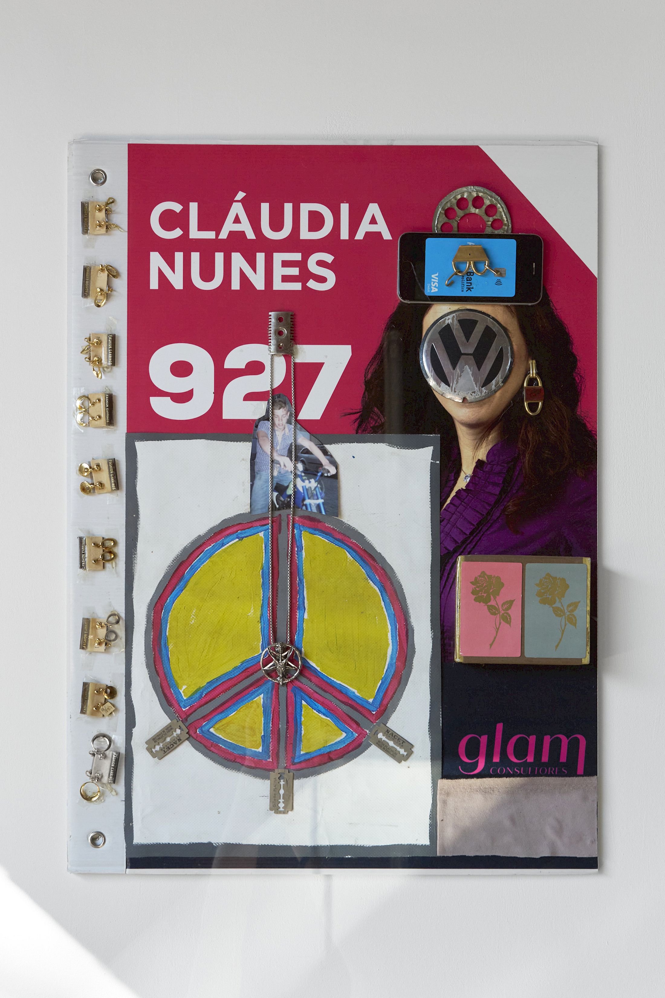 Exhibition View Group Show «Art & Alienation; view on Mauro Cerqueira, Casas num Beco Malcheiroso #6, 2019-2024», at Kunsthalle Friart Fribourg, Fribourg, 2025 / Photo: Guillaume Python / Courtesy: the artist and Kunsthalle Friart Fribourg