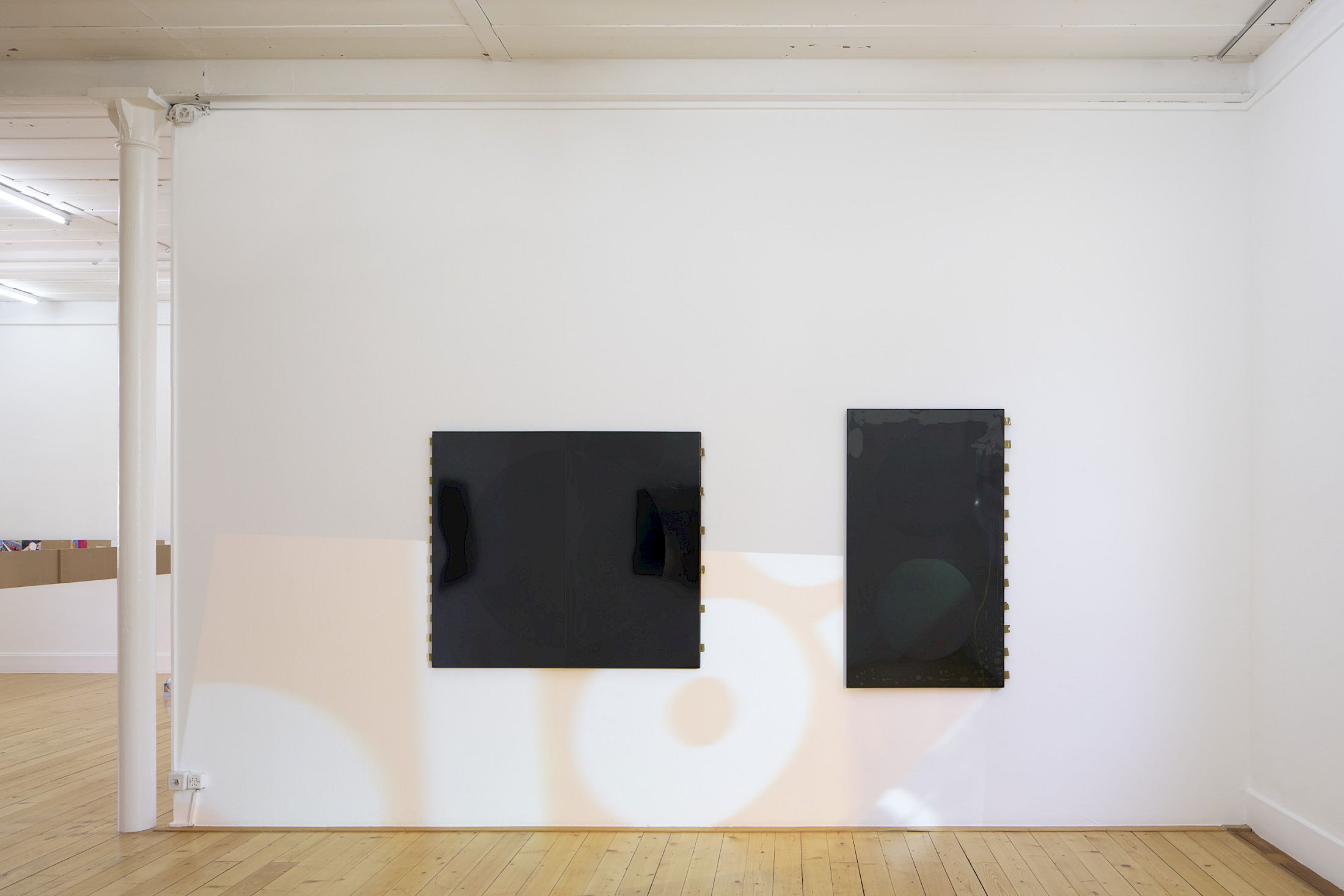 Exhibition View Group Show «Art & Alienation», at Kunsthalle Friart Fribourg, Fribourg, 2025 / Photo: Guillaume Python / Courtesy: the artists and Kunsthalle Friart Fribourg